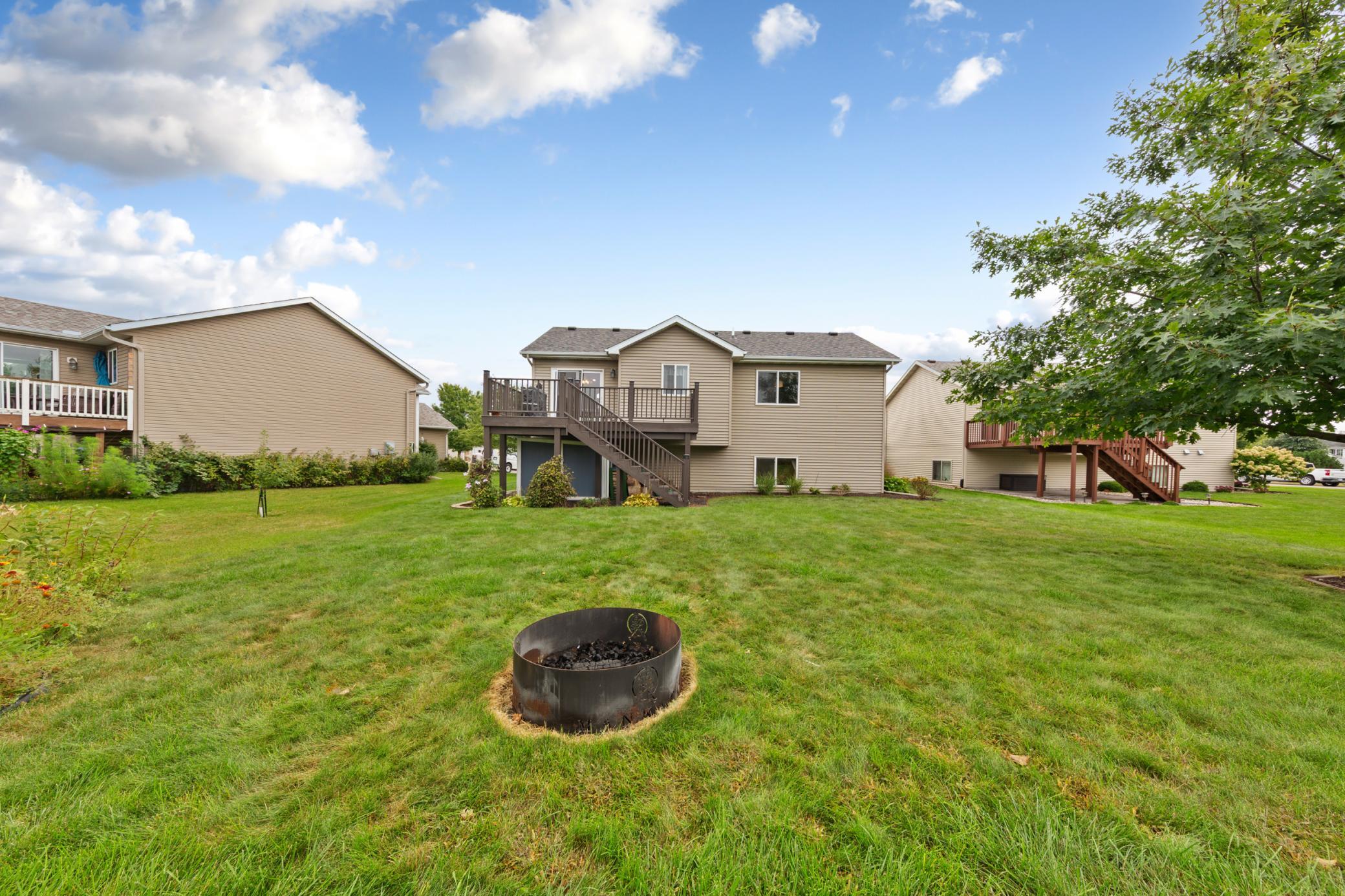 Photo 4 of Single family home for sale at 104 Kingsmill Ct, Mankato, MN 56001 | MLS# 7143801 | Listing updated on 2026-09-24