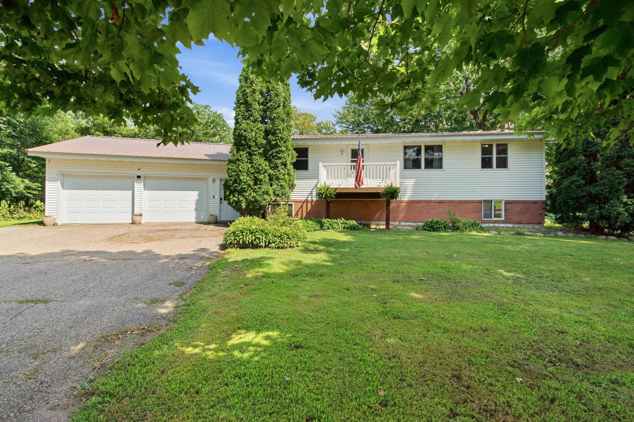 Photo 2 of Single family home for sale at 517 1st Street S, Waterville, MN 56096 | MLS# 7143944 | Listing updated on 2026-09-24