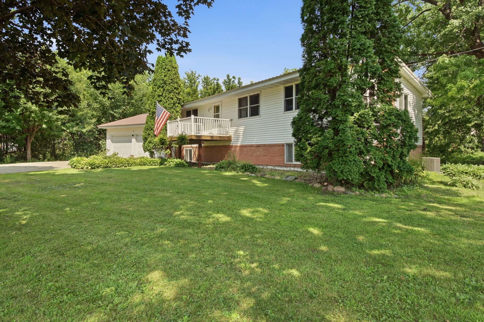 Photo 3 of Single family home for sale at 517 1st Street S, Waterville, MN 56096 | MLS# 7143944 | Listing updated on 2026-09-24