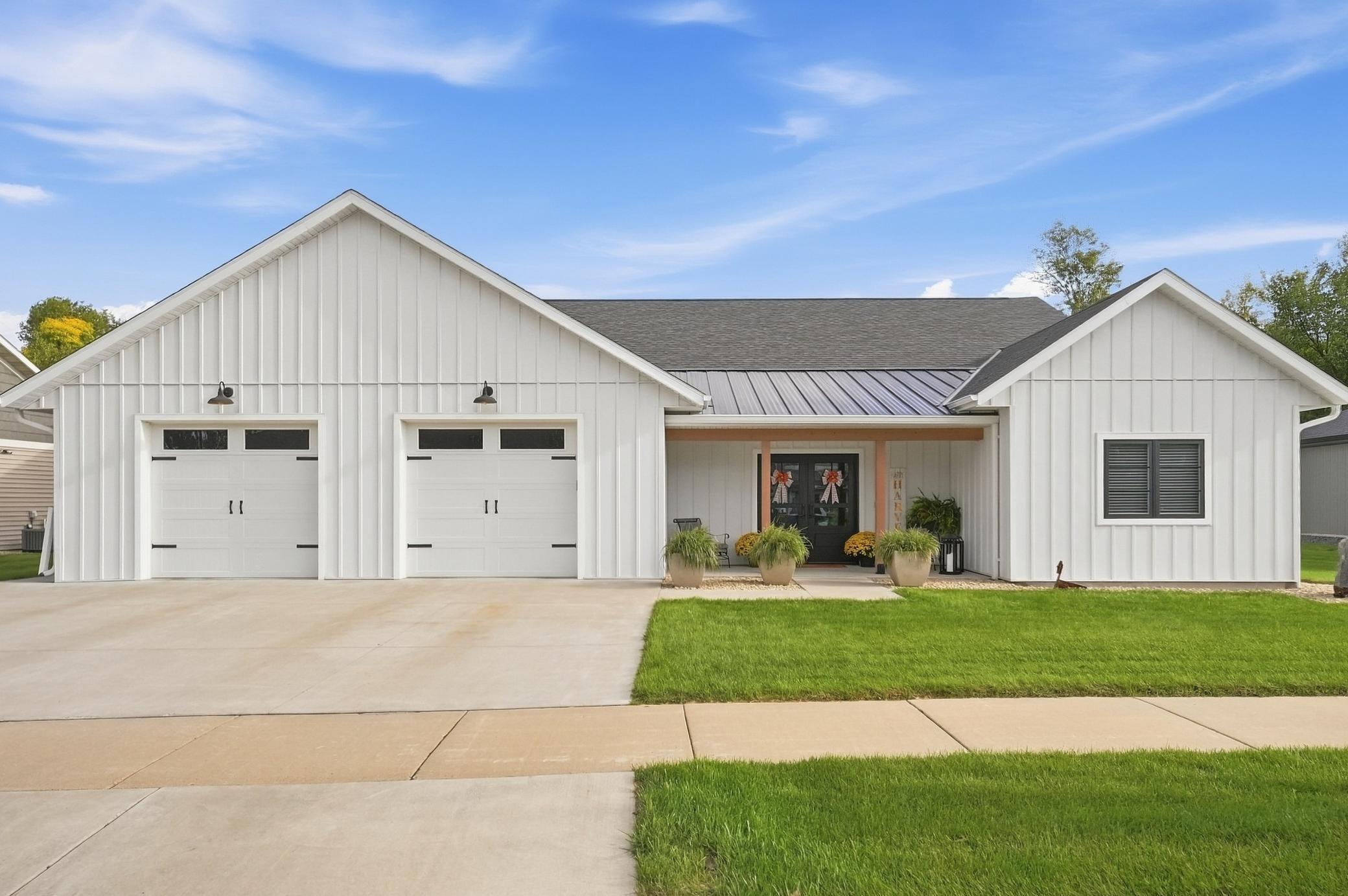 Photo 2 of Single family home for sale at 2417 34th Street S, Saint Cloud, MN 56301 | MLS# 7144085 | Listing updated on 2026-10-24