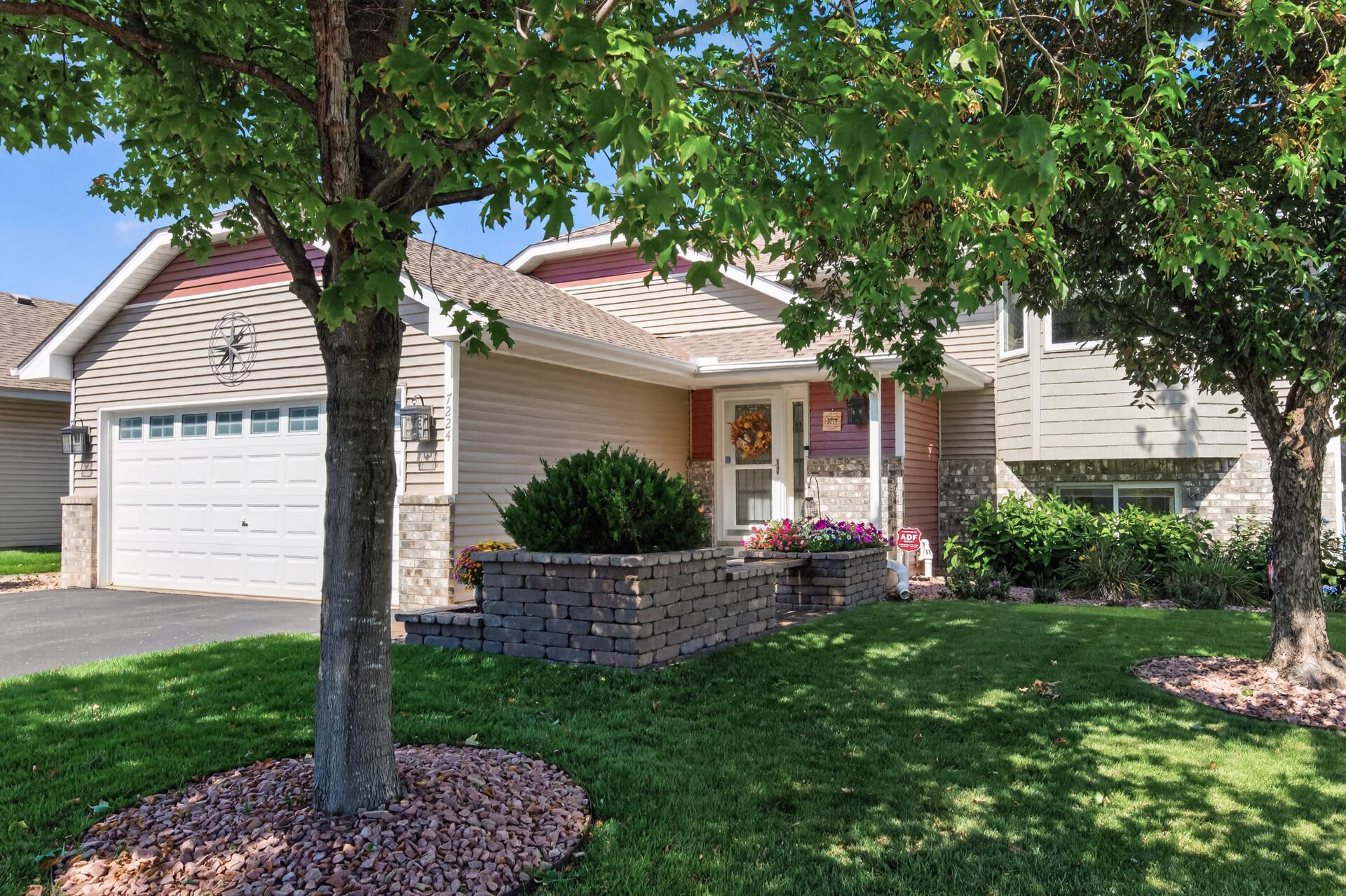 Photo 2 of Single family home for sale at 7224 96th Street S, Cottage Grove, MN 55016 | MLS# 7144206 | Listing updated on 2026-09-21