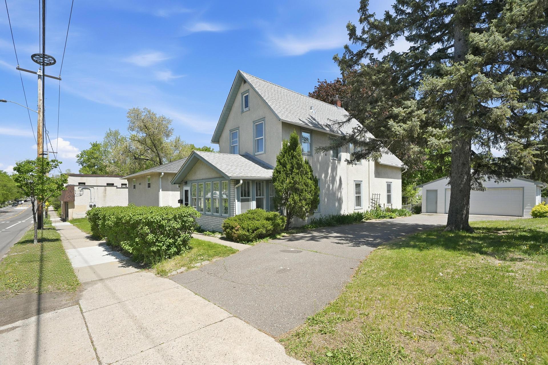 Photo 1 of Single family home for sale at 1070 Dale St N, Saint Paul, MN 55117 | MLS# 7145428 | Listing updated on 2026-10-05