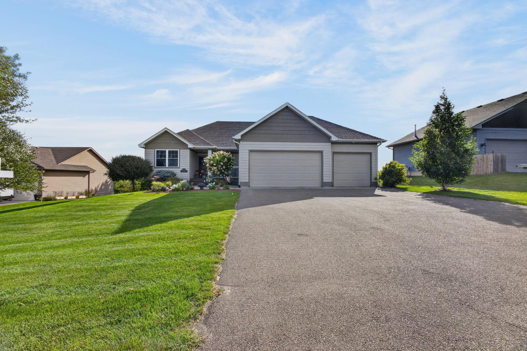 Photo 3 of Single family home for sale at 31473 Marvin Ave, Lindstrom, MN 55045 | MLS# 7145768 | Listing updated on 2026-10-09