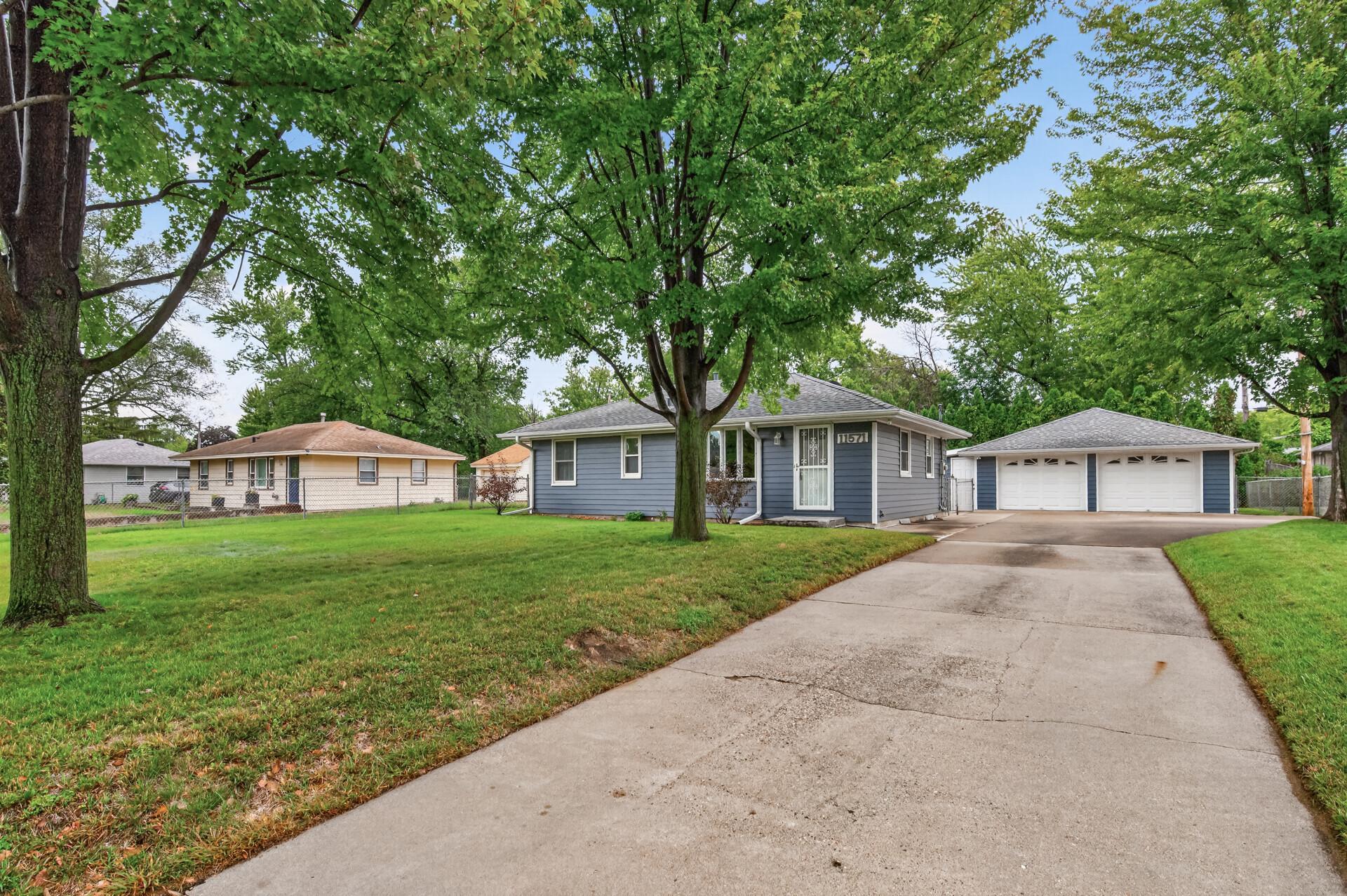 Photo 2 of Sale Pending at 11571 Kumquat St Nw, Minneapolis, MN 55448 | MLS# 7146193 | Listing updated on 2026-09-21