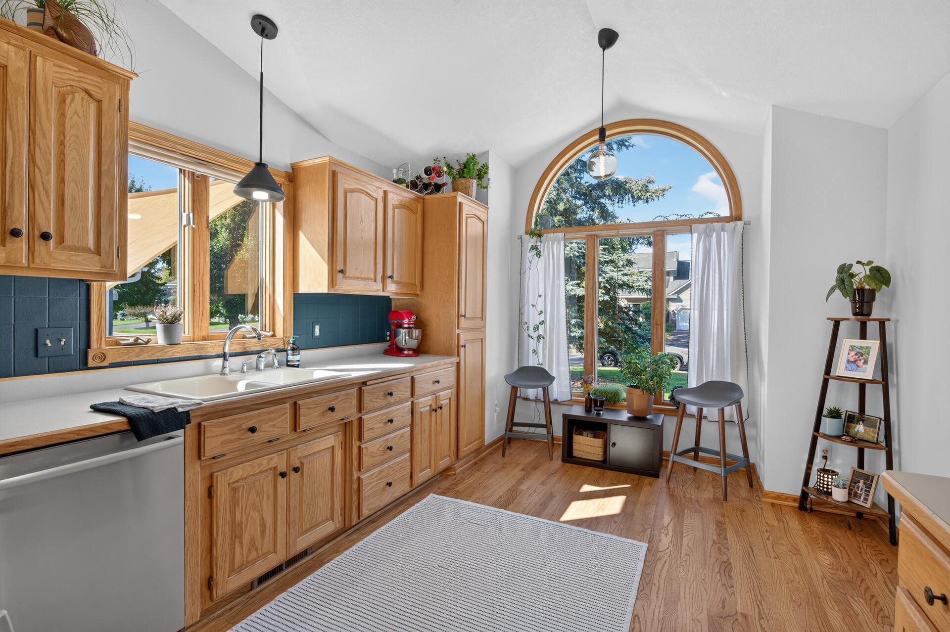 Photo 4 of Single family home for sale at 5956 Norway Pine Ct, Saint Paul, MN 55110 | MLS# 7147458 | Listing updated on 2026-10-05