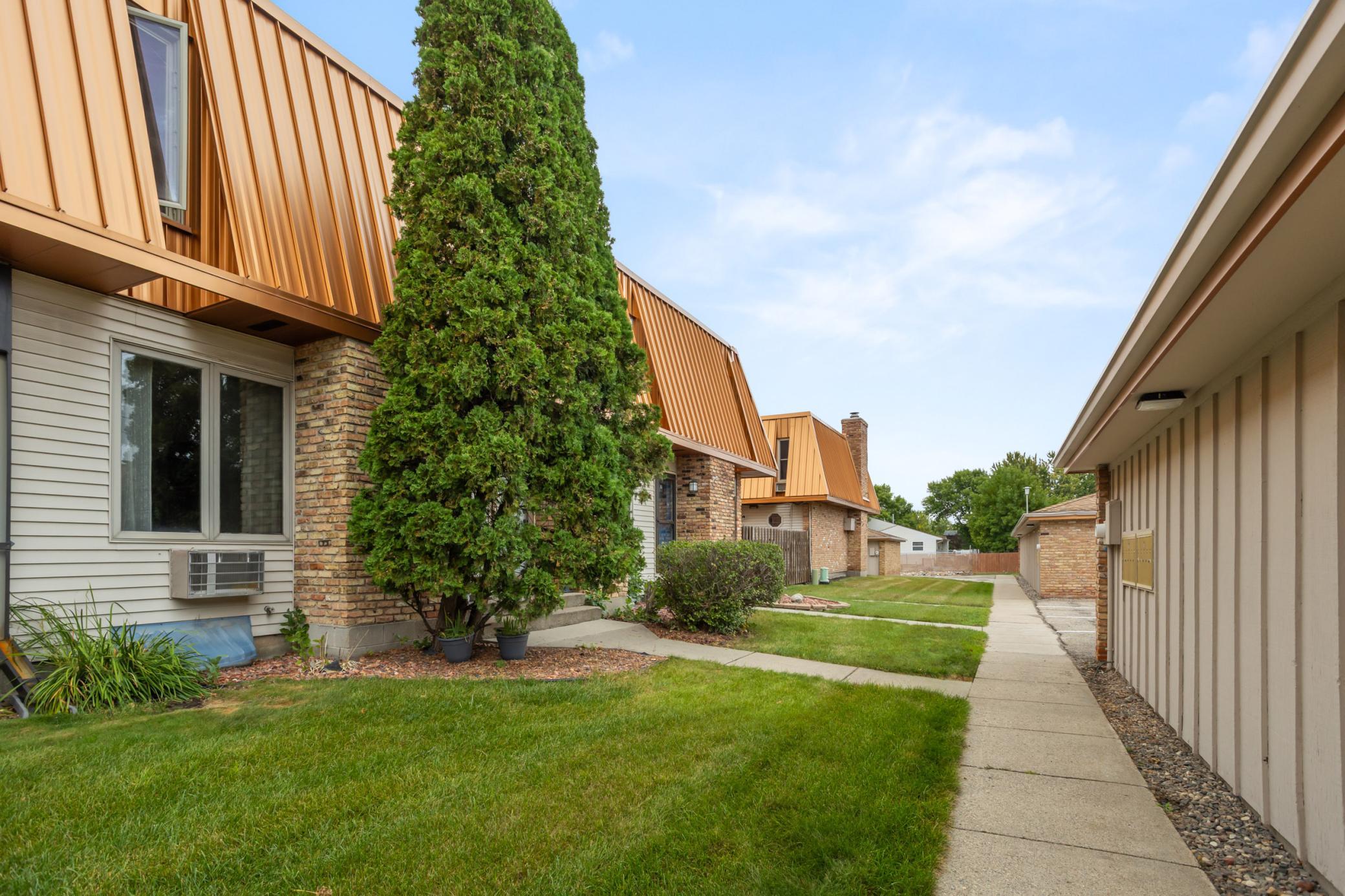 Photo 3 of Sale Pending at 338 13th Avenue E, West Fargo, ND 58078 | MLS# 7147684 | Listing updated on 2026-10-09