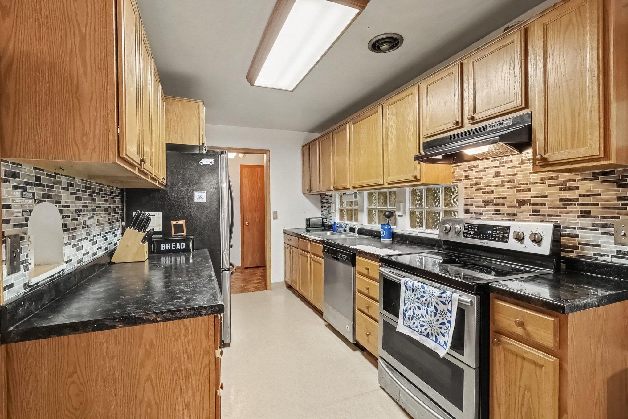Photo 1 of Single family home for sale at 849 8th Avenue Sw, Faribault, MN 55021 | MLS# 7148050 | Listing updated on 2026-10-24
