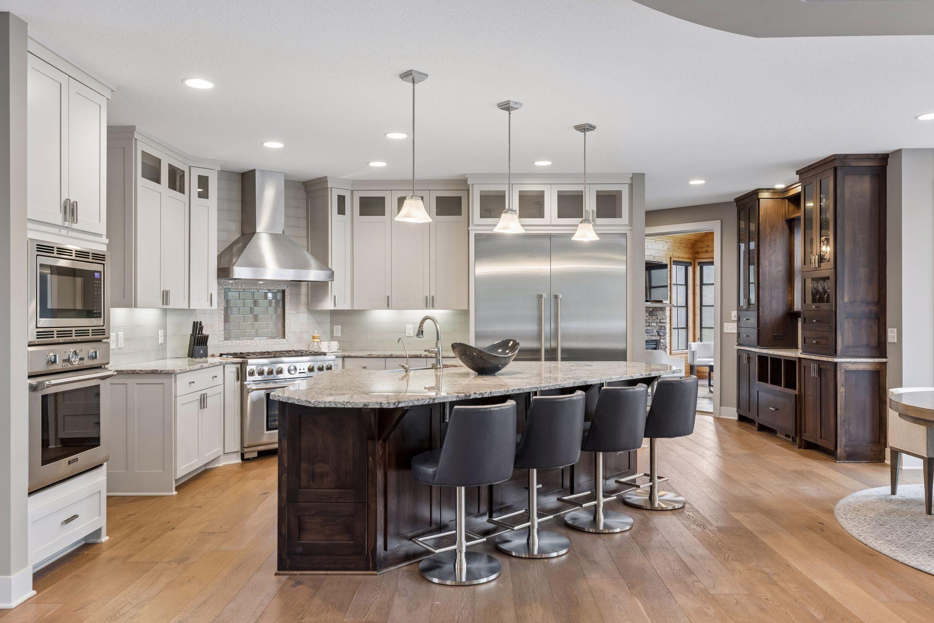 Photo 3 of Mansion for sale at 17 Monarch Ln, Saint Paul, MN 55127 | MLS# 7152816 | Listing updated on 2026-10-15