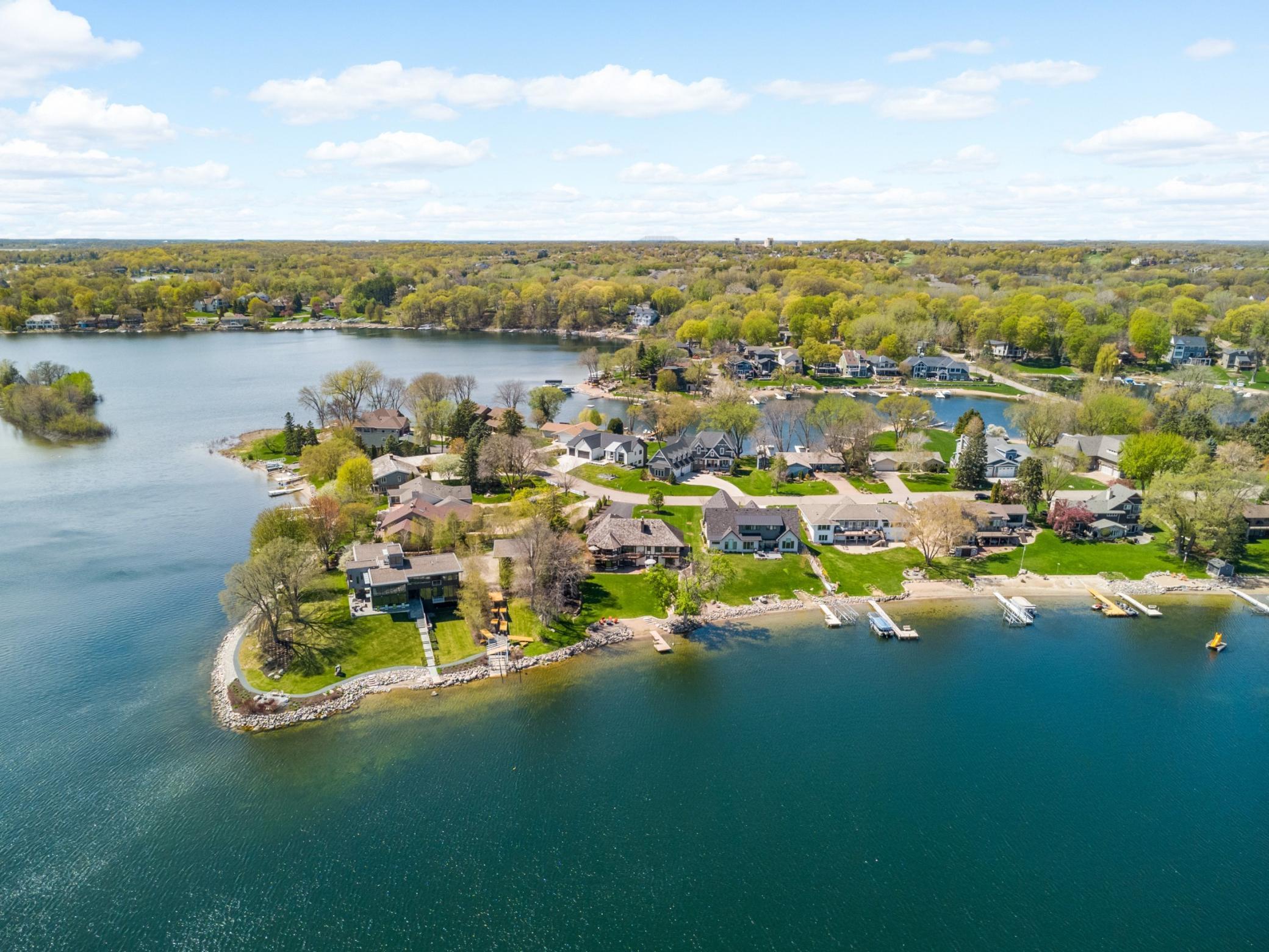Photo 3 of Single family home for sale at 15283 Edgewater Cir Ne, Prior Lake, MN 55372 | MLS# 7153005 | Listing updated on 2026-10-05