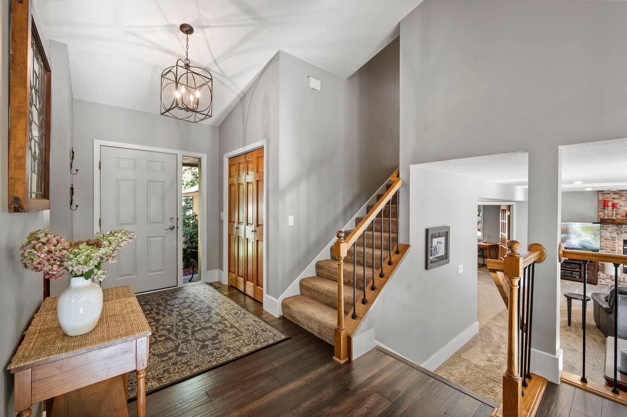 Photo 3 of Single family home for sale at 1205 Hilloway Cir, Burnsville, MN 55306 | MLS# 7154476 | Listing updated on 2026-10-07