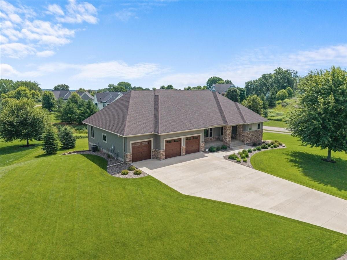 Photo 2 of Single family home for sale at 3494 Pete Miller Ct N, Stillwater, MN 55082 | MLS# 7154719 | Listing updated on 2026-10-09