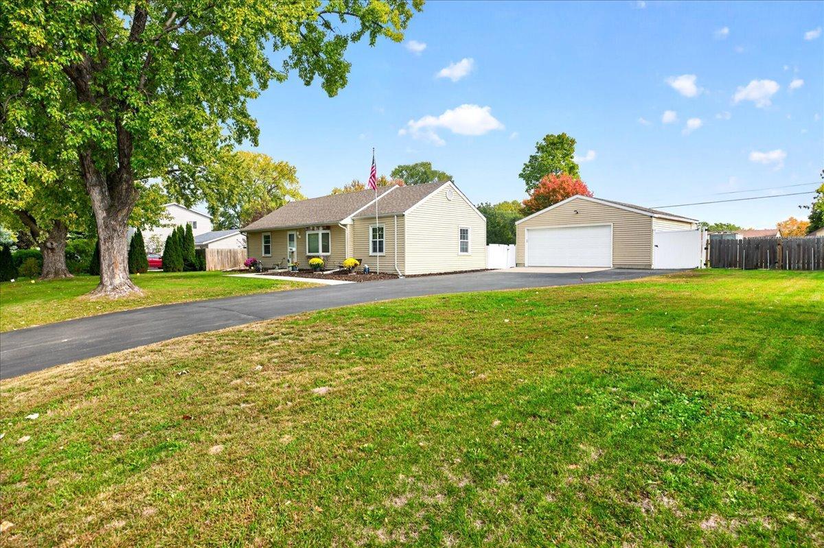 Photo 1 of Single family home for sale at 9913 2nd Avenue S, Minneapolis, MN 55420 | MLS# 7155630 | Listing updated on 2026-10-16