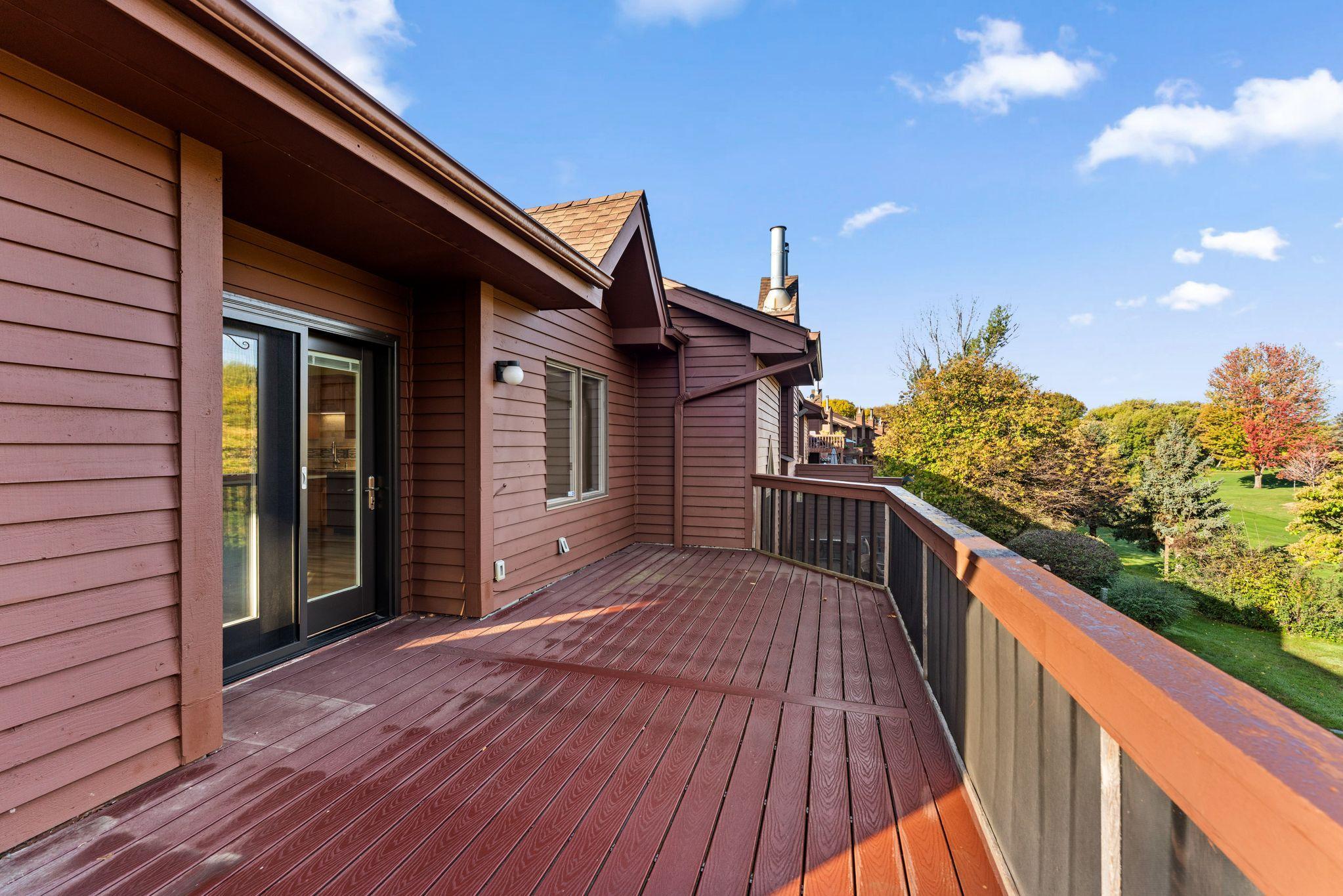 Photo 3 of Single family home for sale at 12500 Parkwood Dr, Burnsville, MN 55337 | MLS# 7157072 | Listing updated on 2026-10-08