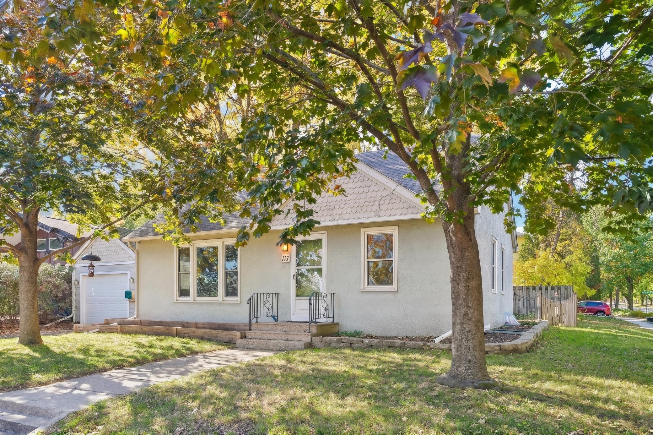 Photo 3 of Single family home for sale at 117 Linden St N, Northfield, MN 55057 | MLS# 7158236 | Listing updated on 2026-10-23