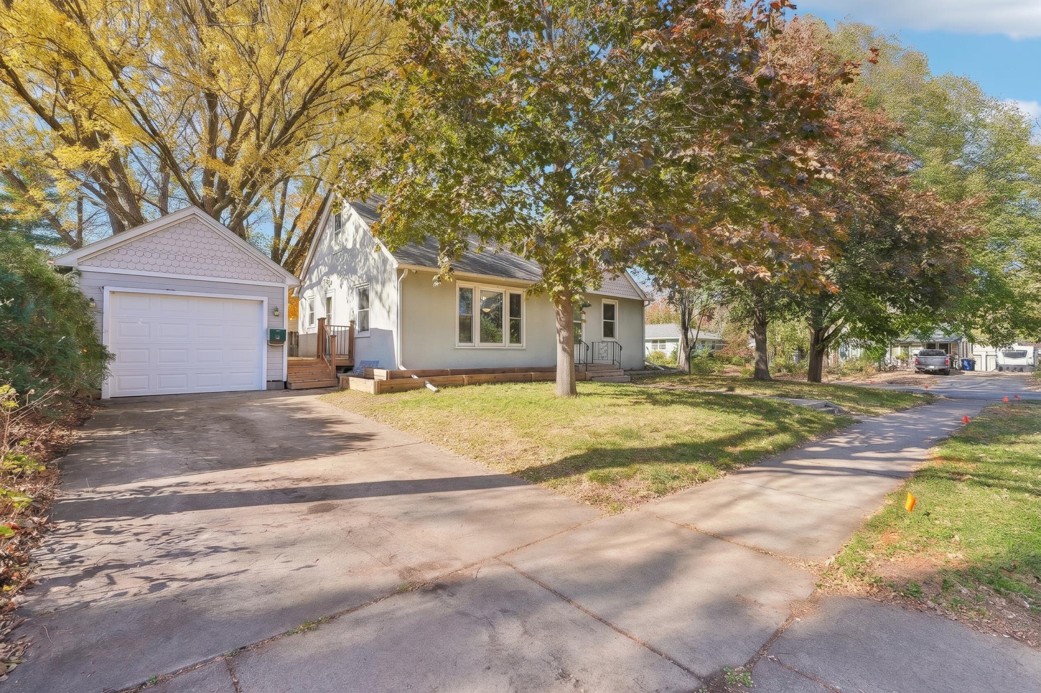 Photo 2 of Single family home for sale at 117 Linden St N, Northfield, MN 55057 | MLS# 7158236 | Listing updated on 2026-10-23