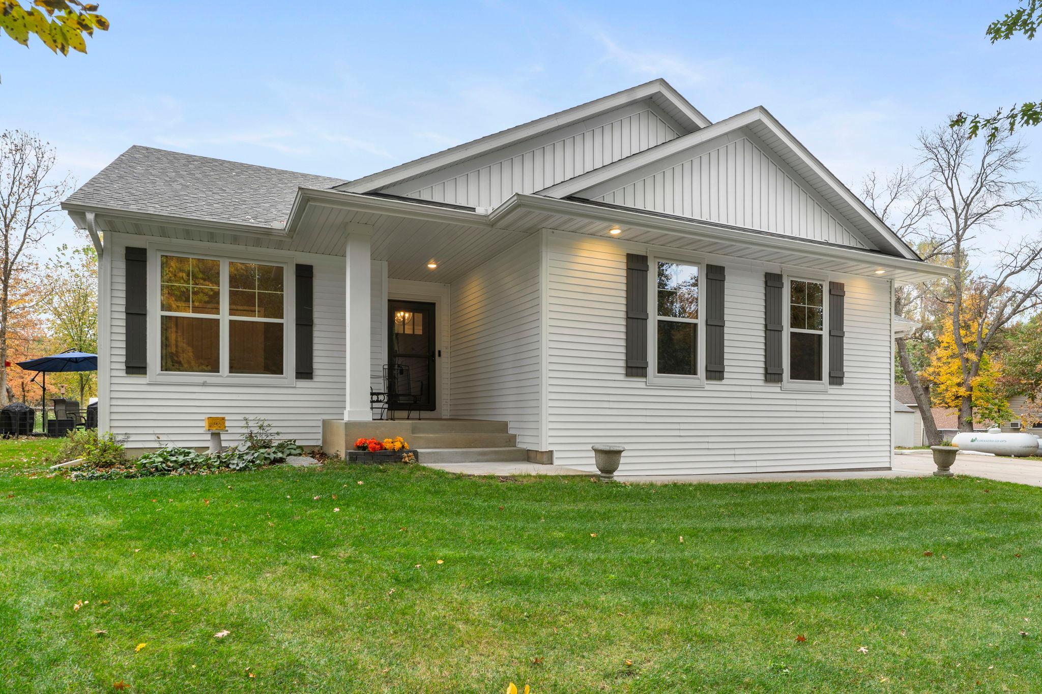 Photo 1 of Single family home for sale at 3415 Ten Oaks St S, Cambridge, MN 55008 | MLS# 7158994 | Listing updated on 2026-10-15