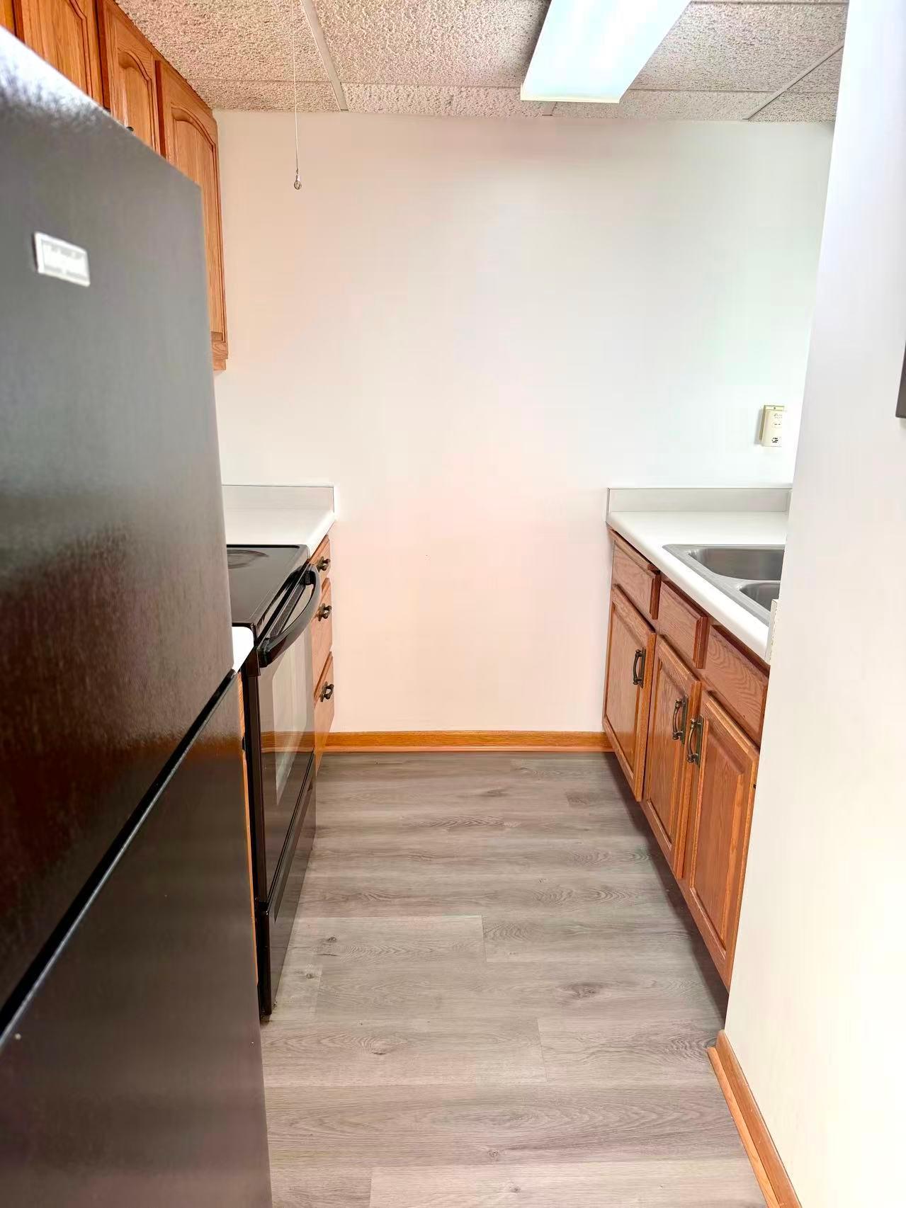 Listing Photo 5 - Condo for sale in building located at 220 Broadway Ave S, Rochester, MN 55904 - Unit #911