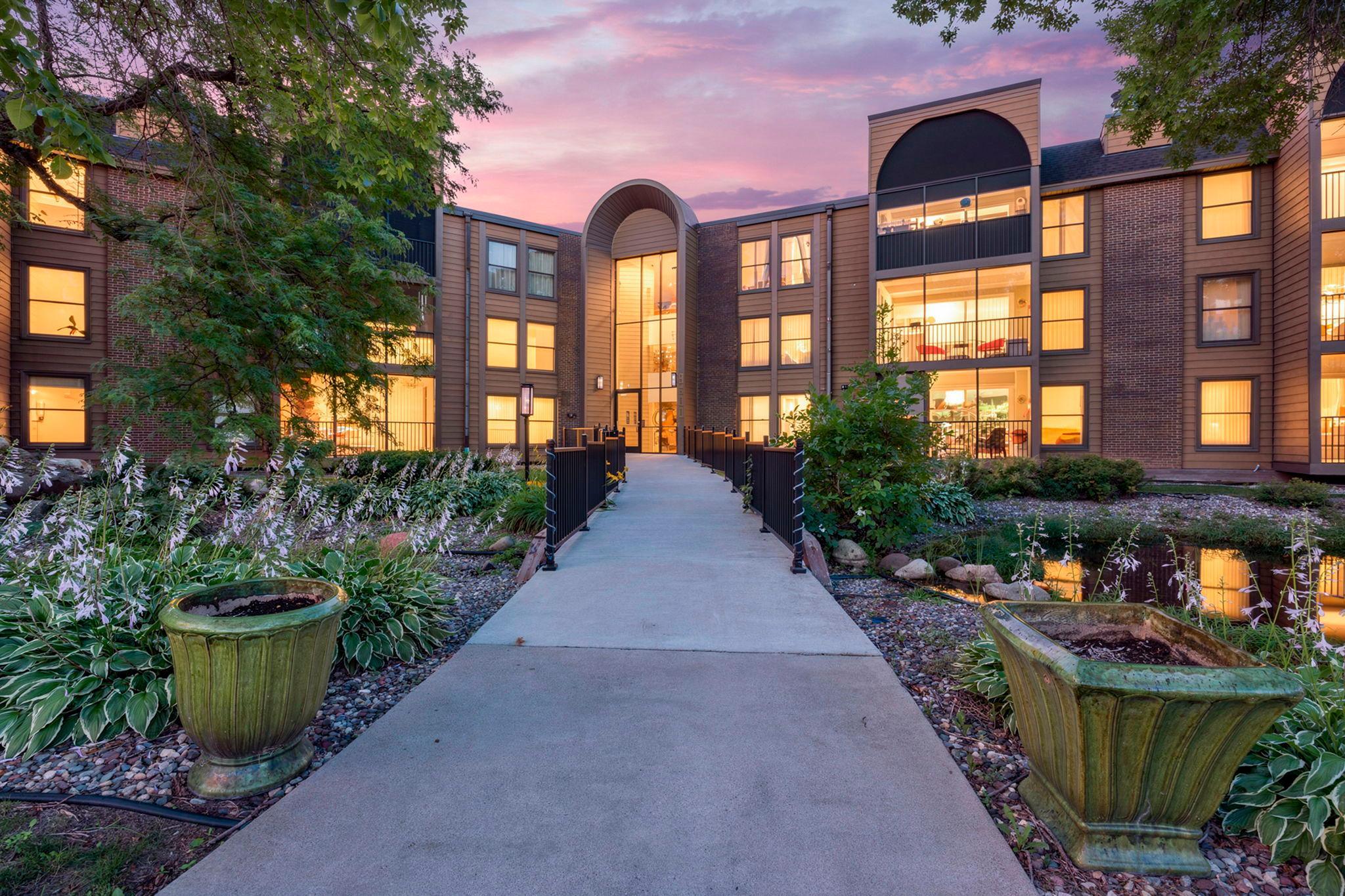 Photo 2 of Condo for sale at 9600 Portland Ave S #222, Minneapolis, MN 55420 | MLS# 7161466 | Listing updated on 2026-10-25