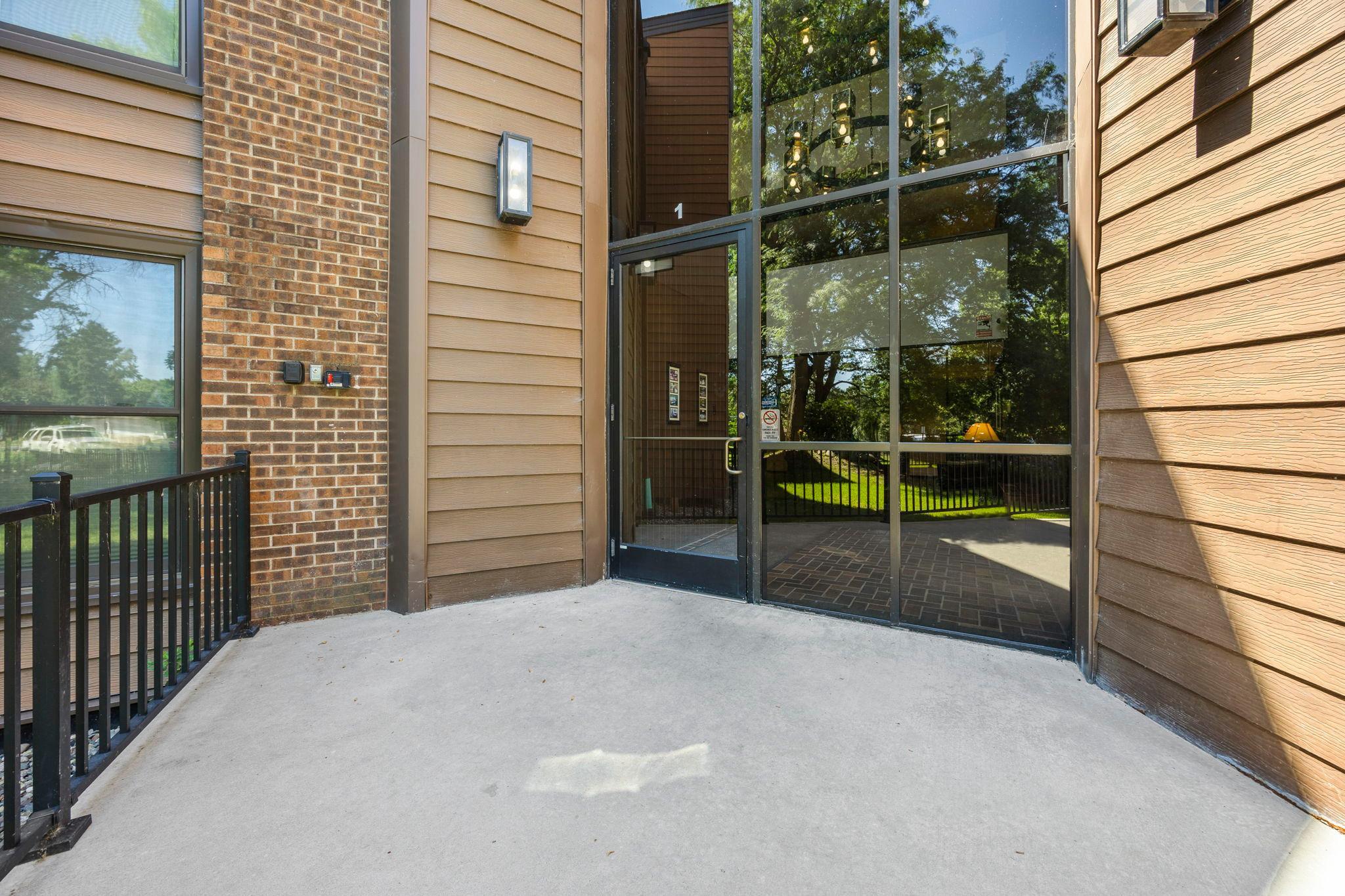 Photo 3 of Condo for sale at 9600 Portland Ave S #222, Minneapolis, MN 55420 | MLS# 7161466 | Listing updated on 2026-10-25