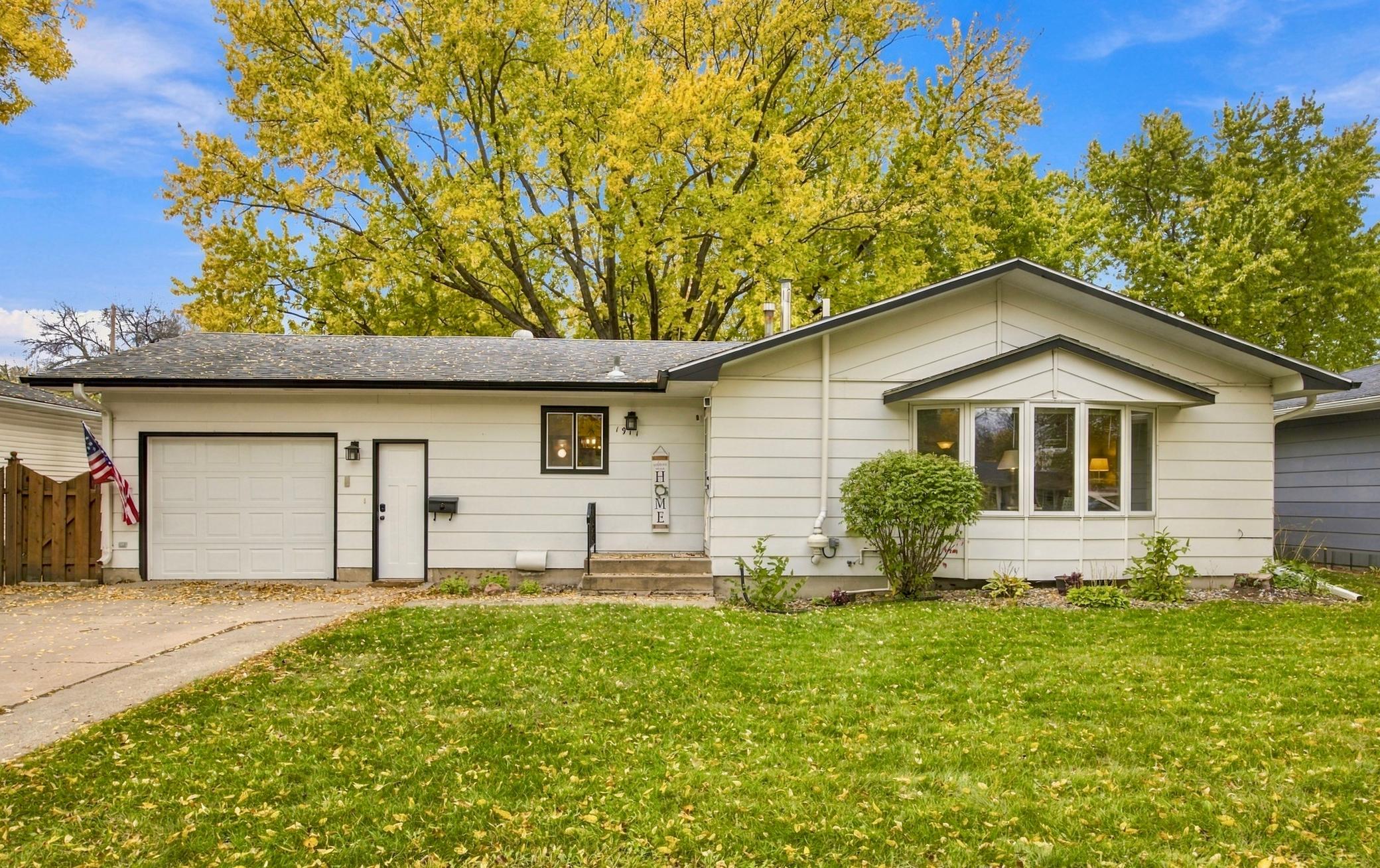 Photo 1 of Single family home for sale at 1911 18th Street S, Moorhead, MN 56560 | MLS# 7162375 | Listing updated on 2026-10-24