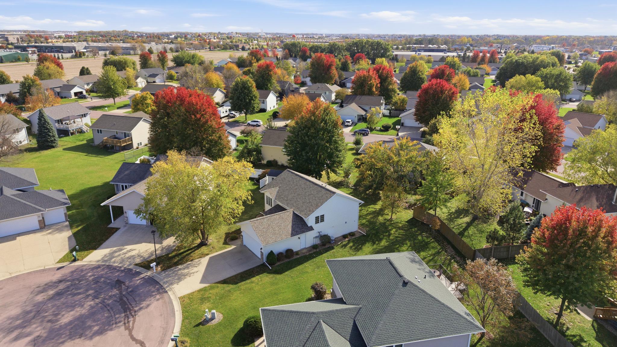 Photo 1 of Single family home for sale at 112 Bunker Ct, Mankato, MN 56001 | MLS# 7162498 | Listing updated on 2026-10-24