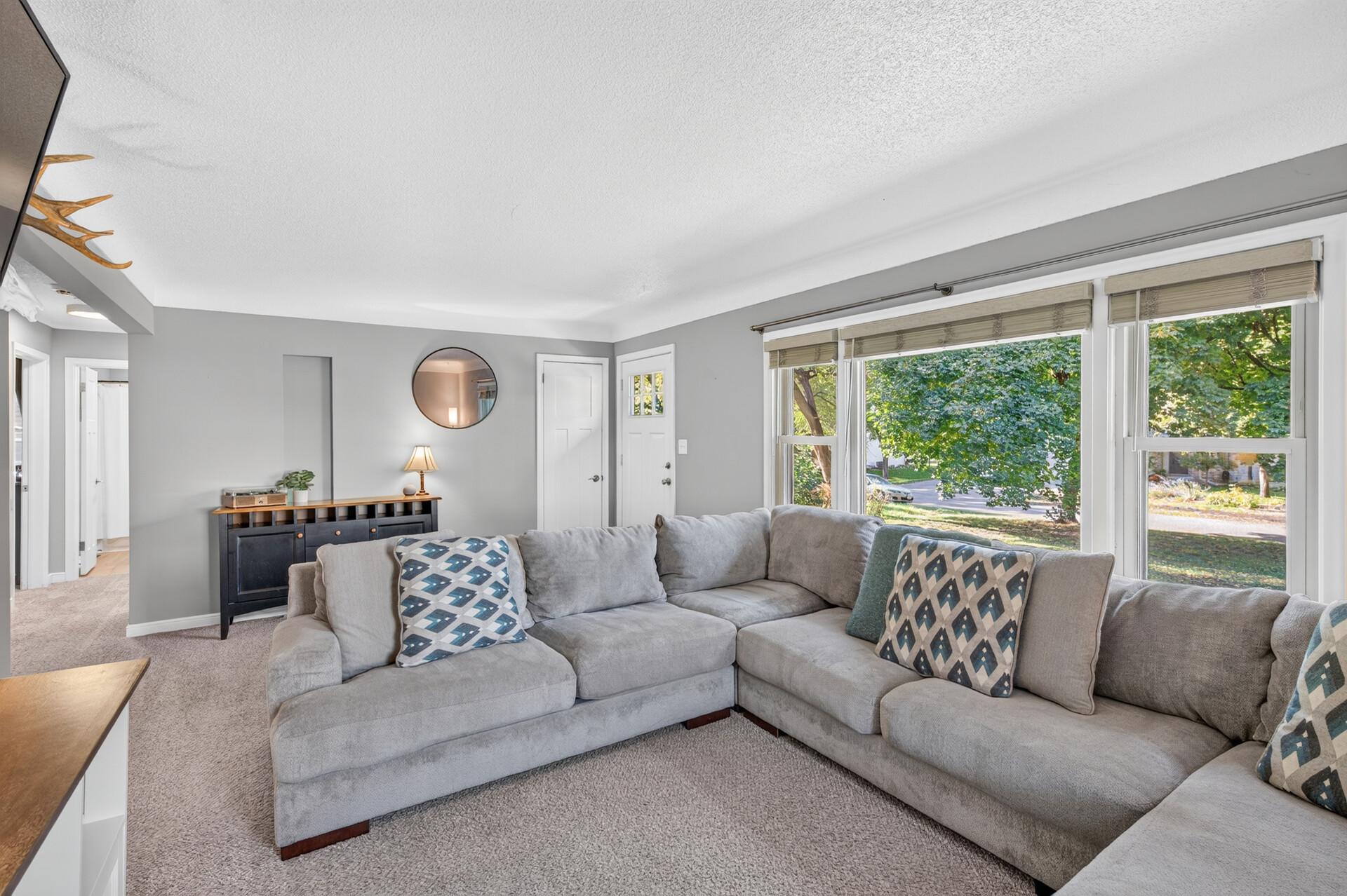 Photo 4 of Single family home for sale at 1350 5th Avenue, Newport, MN 55055 | MLS# 7163181 | Listing updated on 2026-10-23