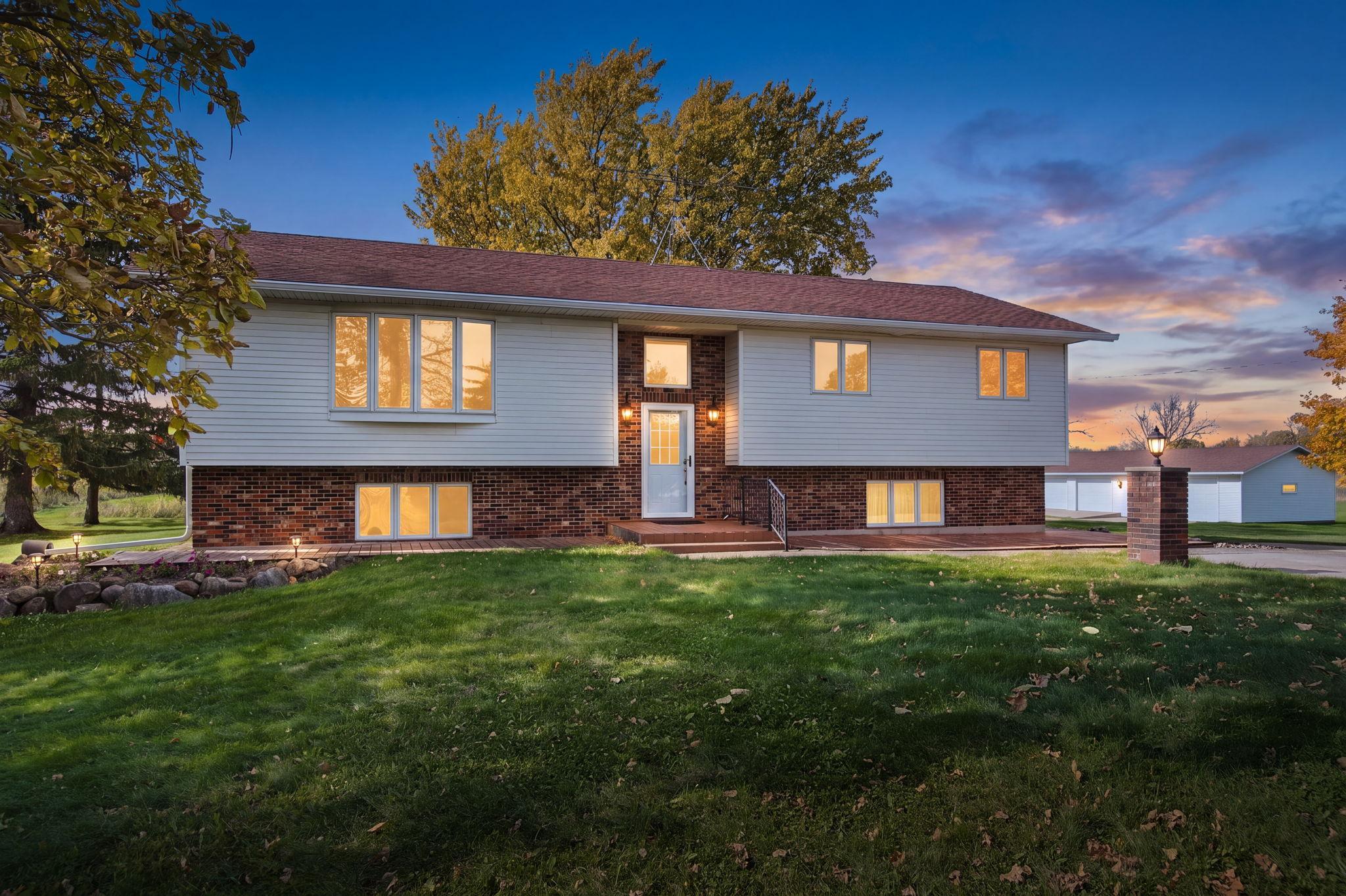 Photo 2 of Single family home for sale at 3074 St Paul Rd, Owatonna, MN 55060 | MLS# 7163588 | Listing updated on 2026-10-24