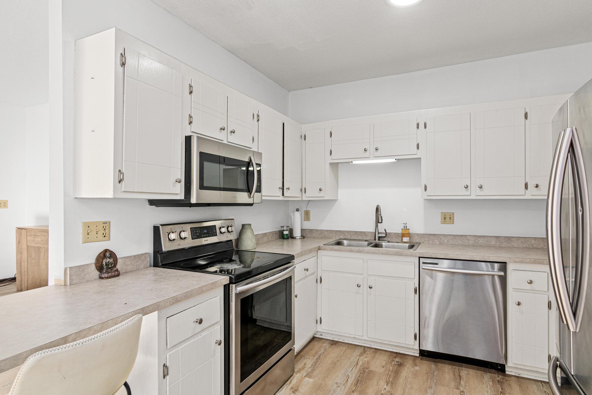 Photo 4 of Single family home for sale at 4090 Foss Rd #139, Minneapolis, MN 55421 | MLS# 7163877 | Listing updated on 2026-10-24