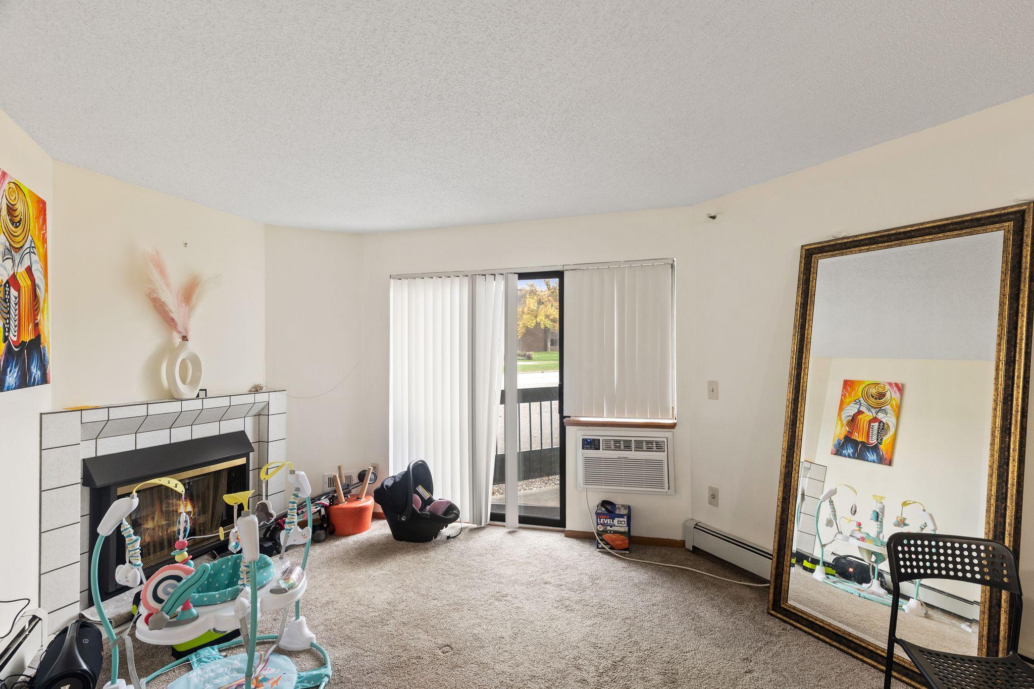 Photo 4 of Condo for sale at 7602 York Ave S #7111, Minneapolis, MN 55435 | MLS# 7163917 | Listing updated on 2026-10-25