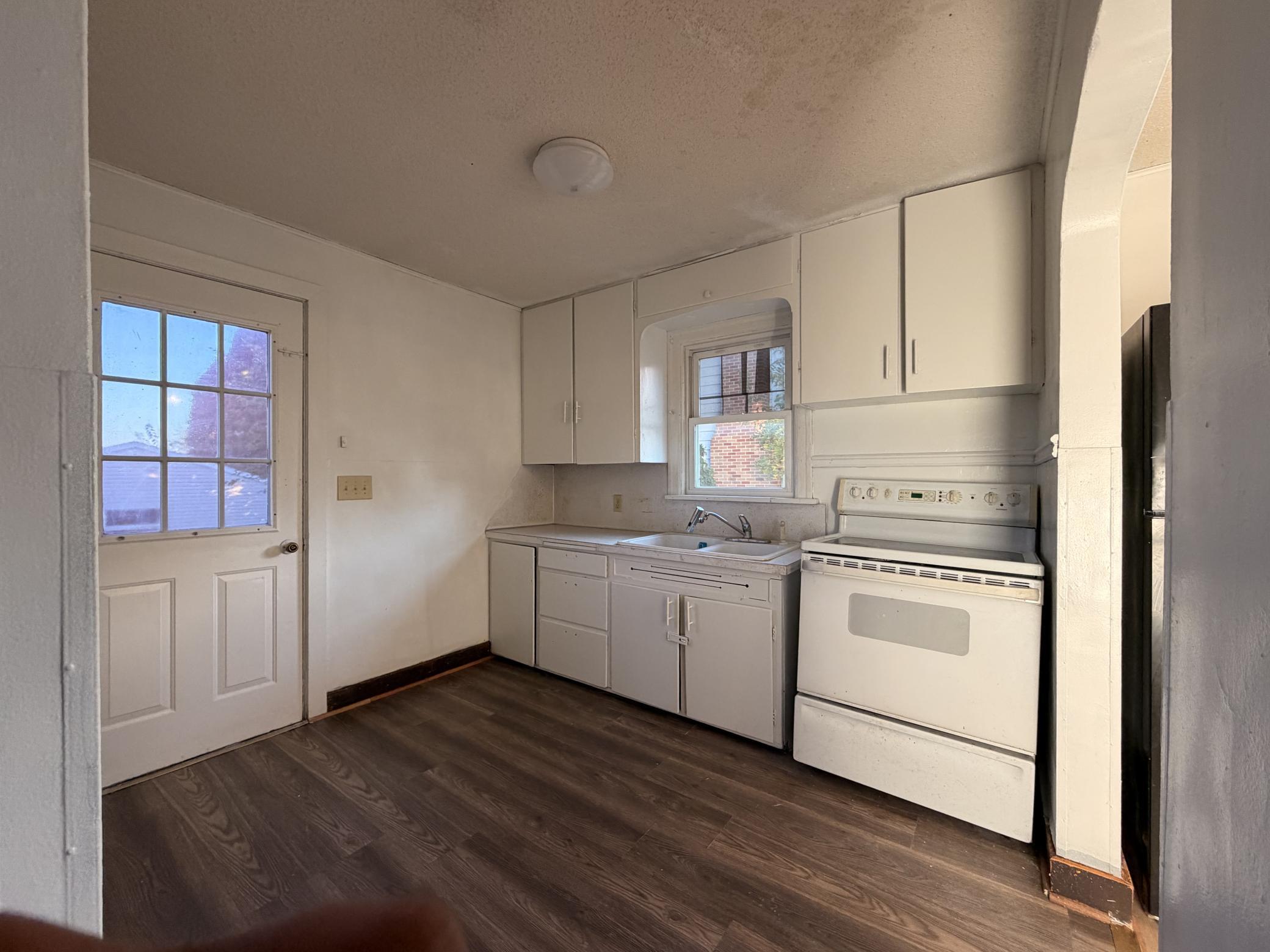 Photo 4 of Single family home for sale at 1621 E Oakland Ave, Austin, MN 55912 | MLS# 7164268 | Listing updated on 2026-10-24
