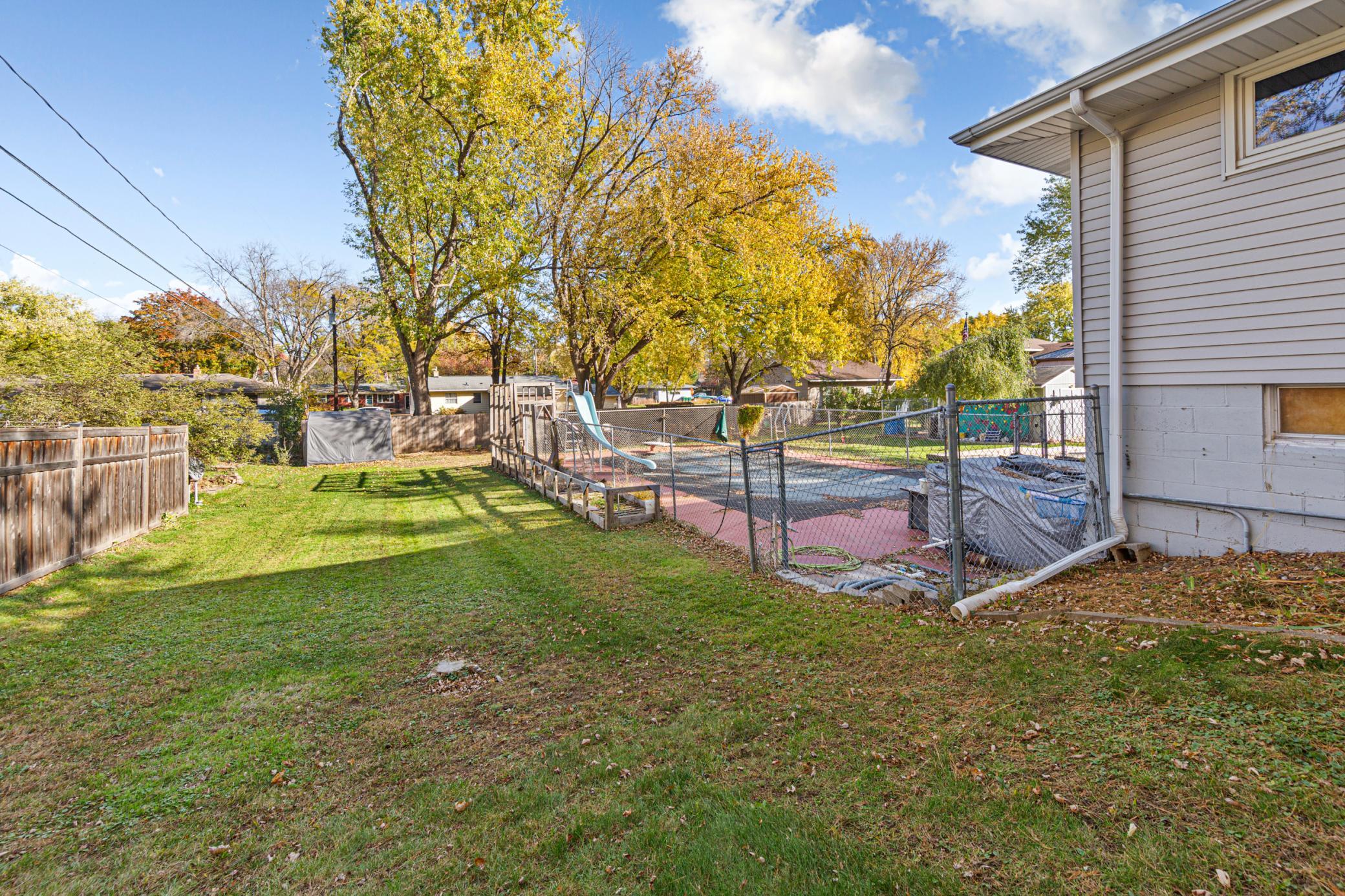 Photo 3 of Single family home for sale at 415 Seeley St S, Stillwater, MN 55082 | MLS# 7164544 | Listing updated on 2026-10-24