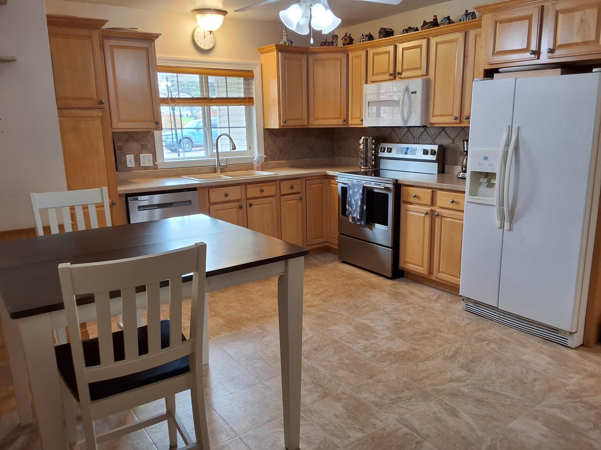 Photo 4 of Single family home for sale at 1138 Cleveland Ave, Detroit Lakes, MN 56501 | MLS# 7164668 | Listing updated on 2026-10-26
