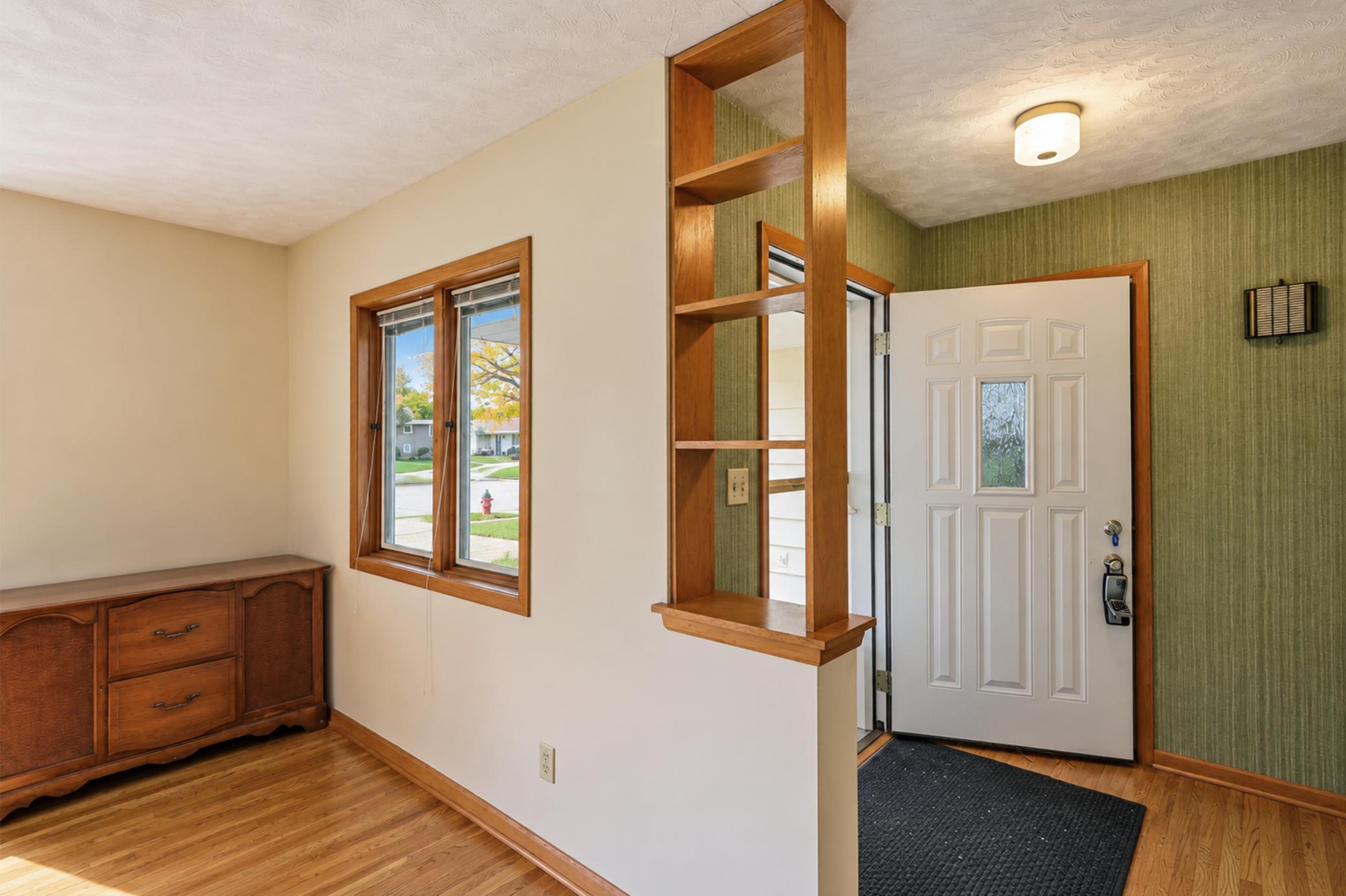 Photo 4 of Single family home for sale at 1008 17th Street SW, Austin, MN 55912 | MLS# 7164676 | Listing updated on 2026-10-25