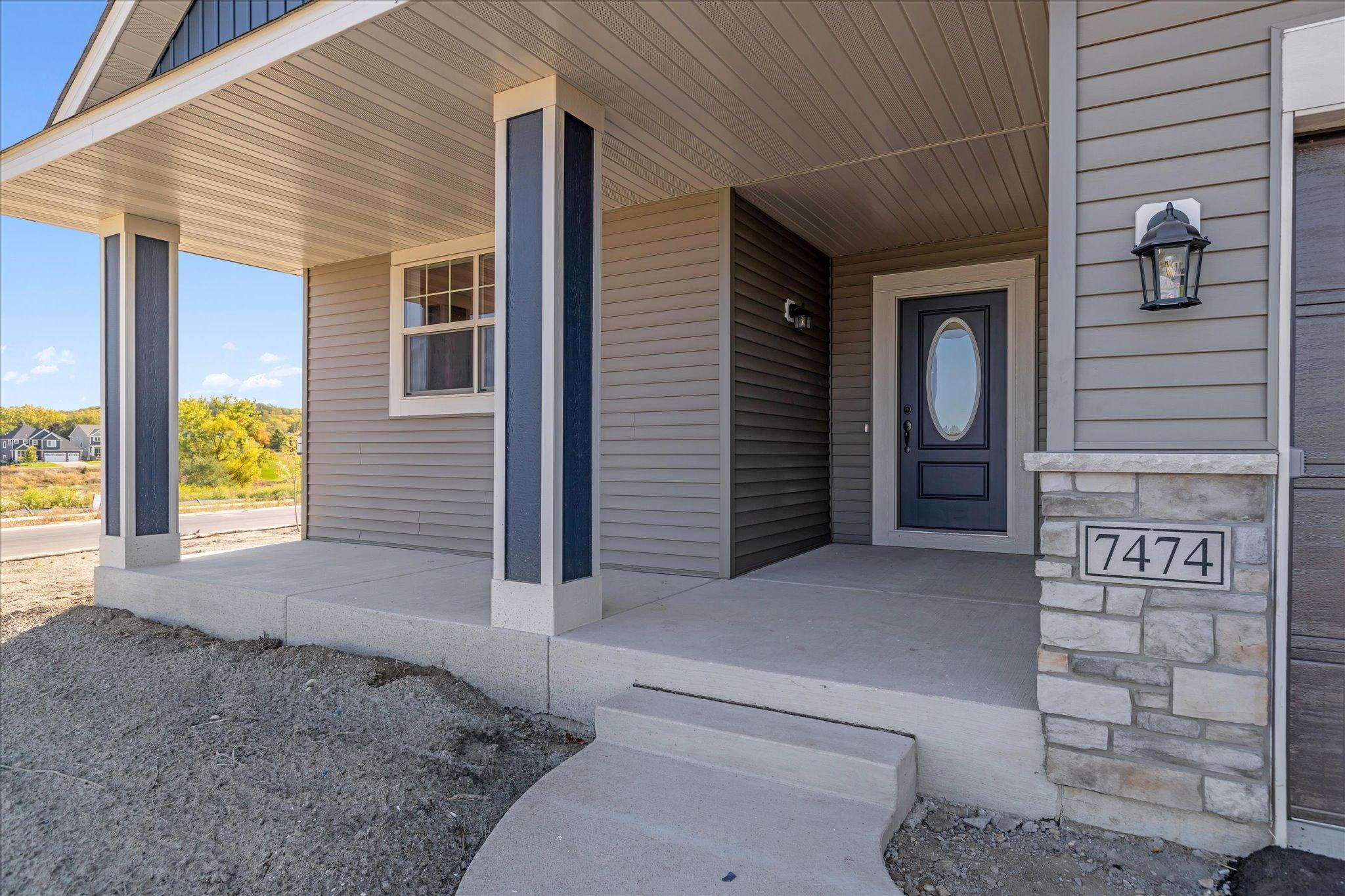 Photo 4 of Single family home for sale at 8395 159th Street, Savage, MN 55378 | MLS# 7164686 | Listing updated on 2026-10-25