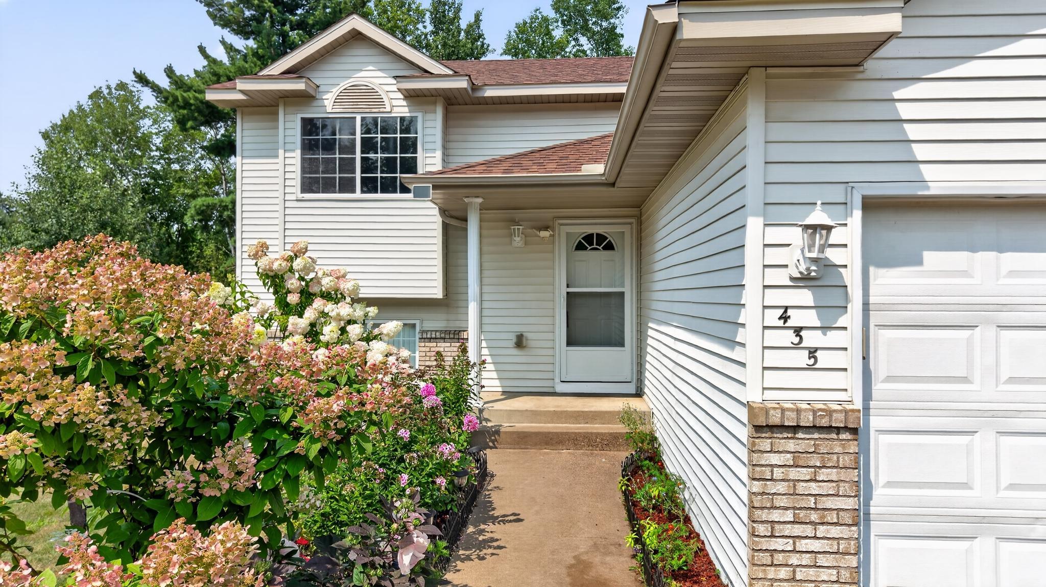 Single family home for sale at 435 8th Avenue NE, Pine City, MN 55063 | MLS# 7164748