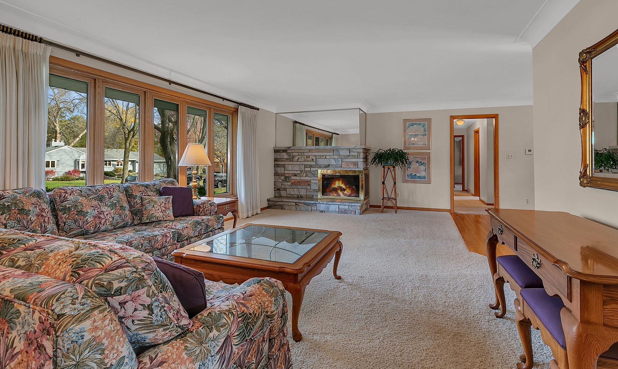 Photo 1 of Single family home for sale at 10 Roger Rd, Saint Cloud, MN 56301 | MLS# 7165490 | Listing updated on 2026-10-31