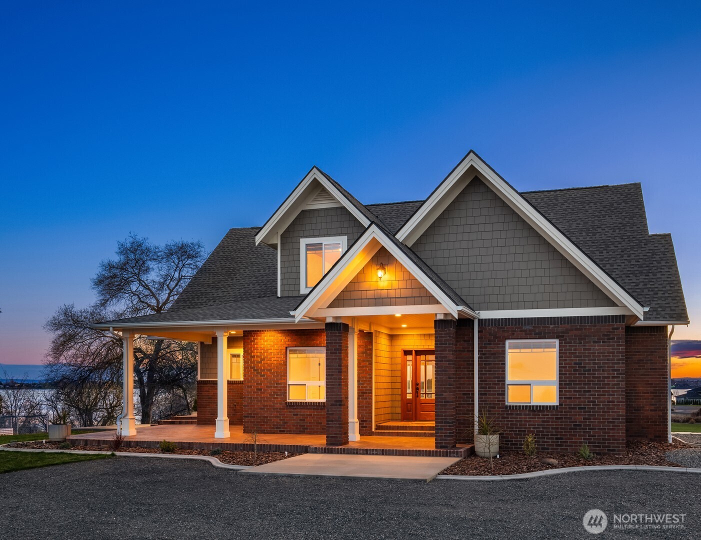 Photo 1 of Single family home for sale at 2762 Elgin Rd Ne, Moses Lake, WA 98837 | MLS# NWM2502832 | Listing updated on 2026-09-21