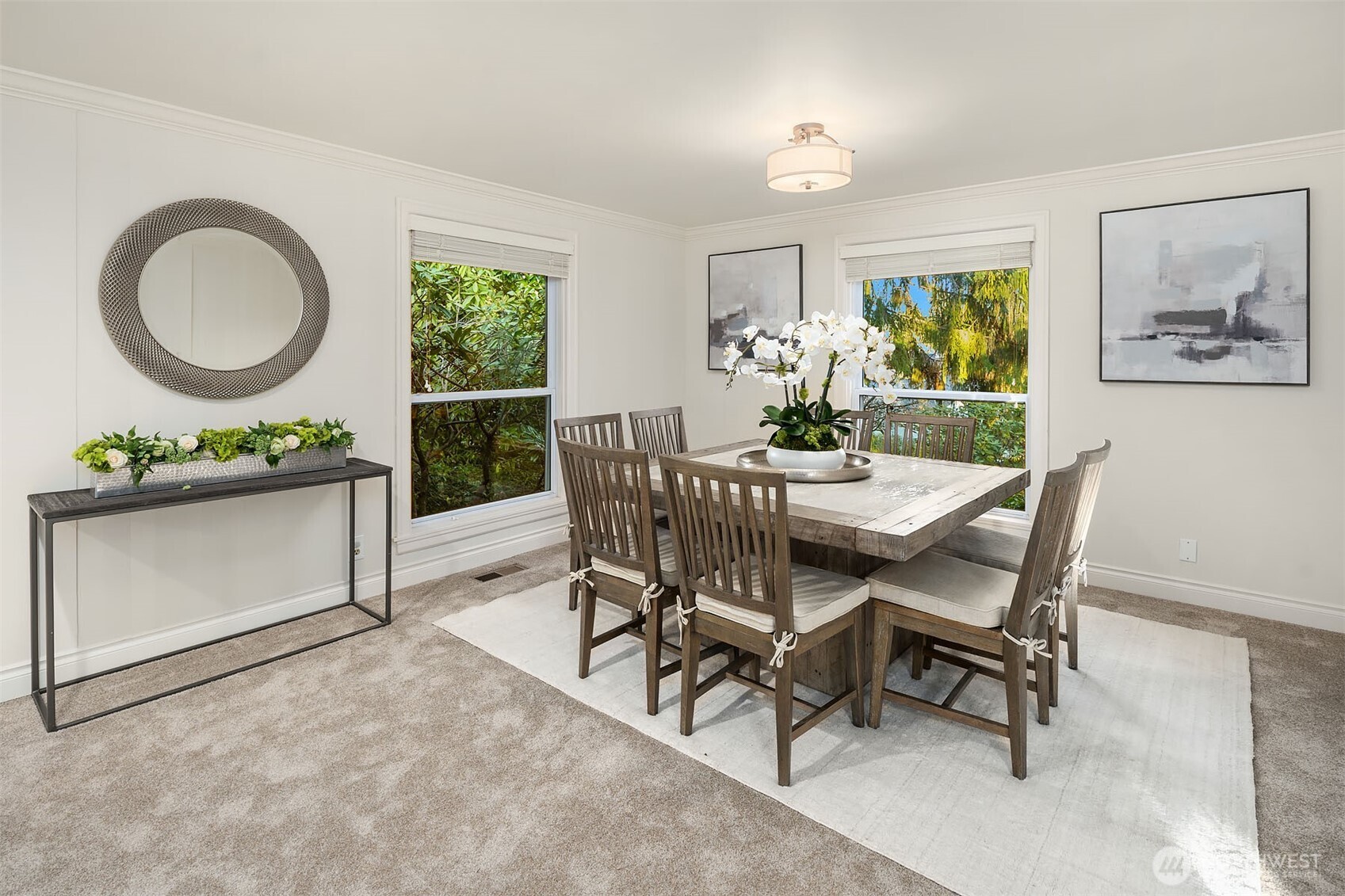 Photo 3 of Single family home for sale at 2001 77th Avenue Ne, Medina, WA 98039 | MLS# NWM2503094 | Listing updated on 2026-09-21