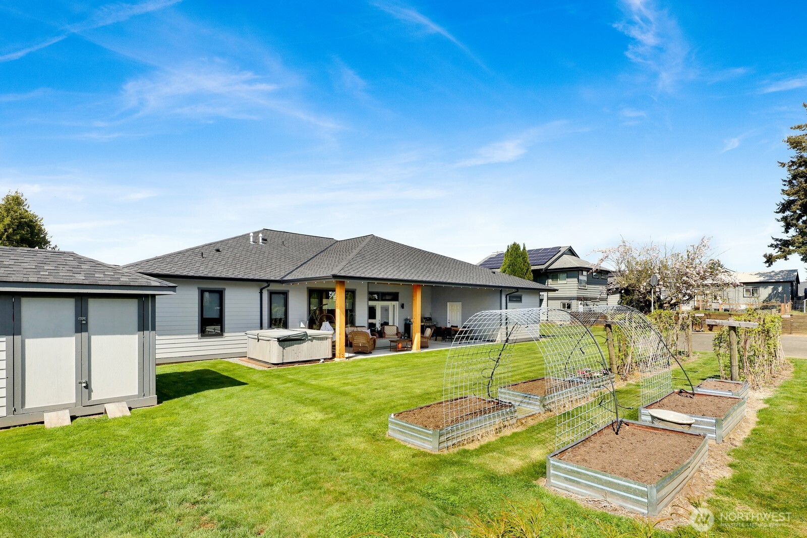 Photo 4 of Single family home for sale at 8802 Line Rd, Lynden, WA 98264 | MLS# NWM2506593 | Listing updated on 2026-09-21