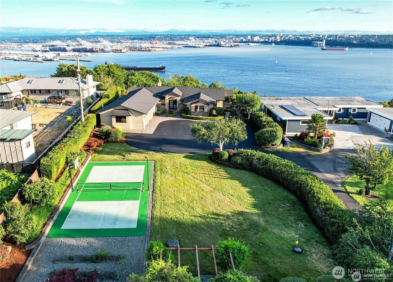 Photo 1 of Single family home for sale at 4702 Browns Point Blvd Ne, Tacoma, WA 98422 | MLS# NWM2513889 | Listing updated on 2026-09-21