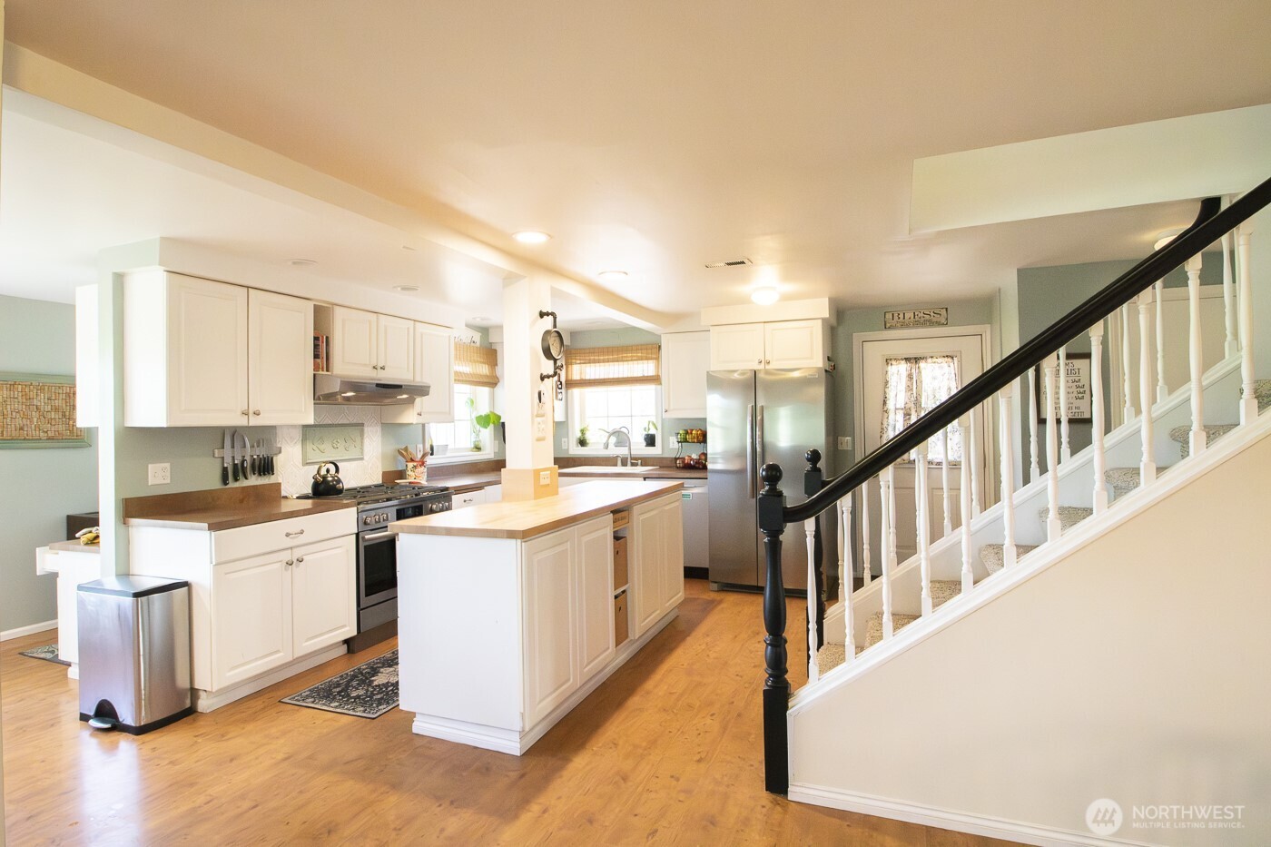 Photo 4 of Single family home for sale at 3001 Pullman Albion Rd, Pullman, WA 99163 | MLS# NWM2513944 | Listing updated on 2026-09-21