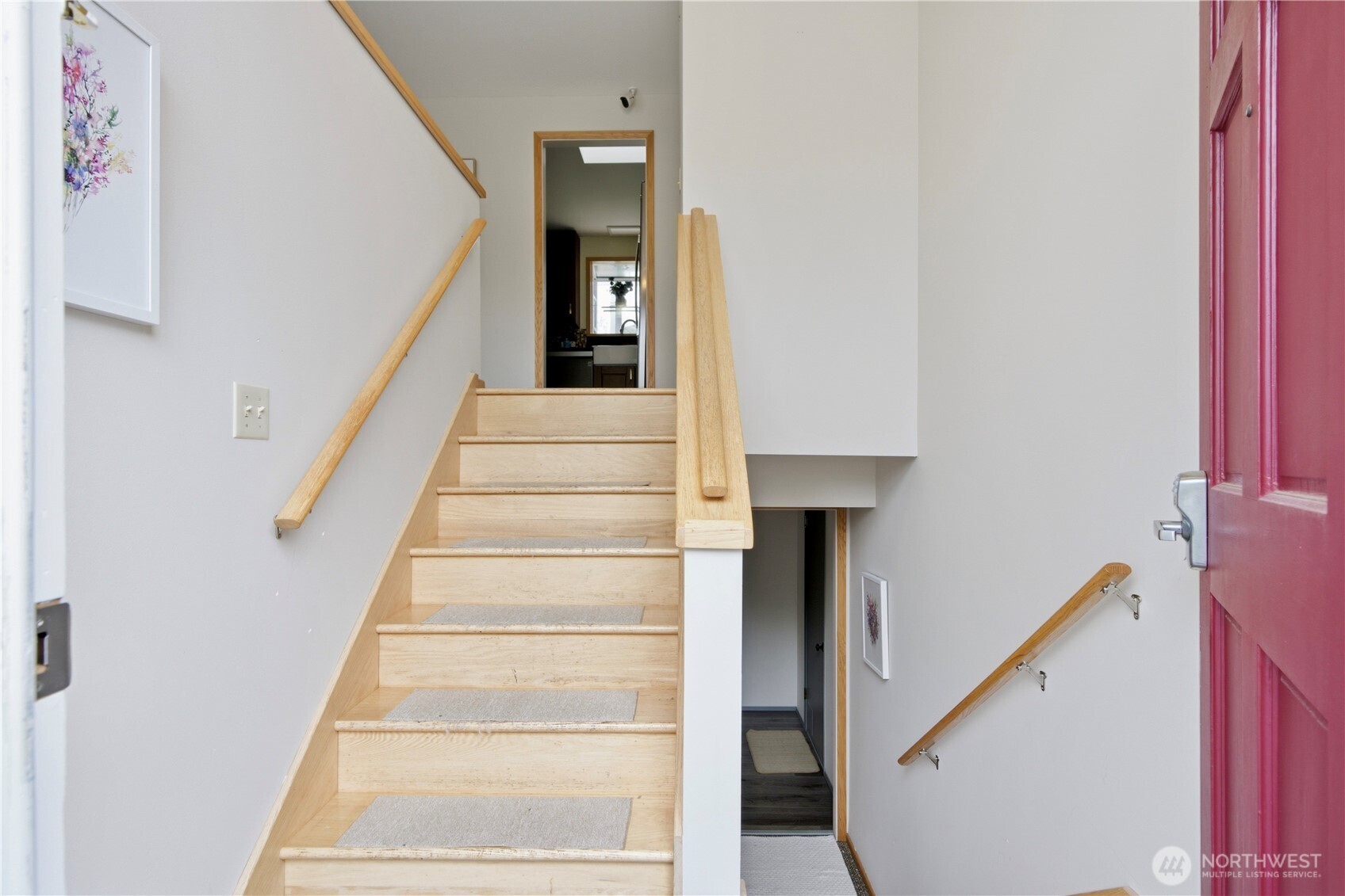 Photo 2 of Single family home for sale at 1727 Anacortes Ave Ne, Renton, WA 98059 | MLS# NWM2531109 | Listing updated on 2026-10-25