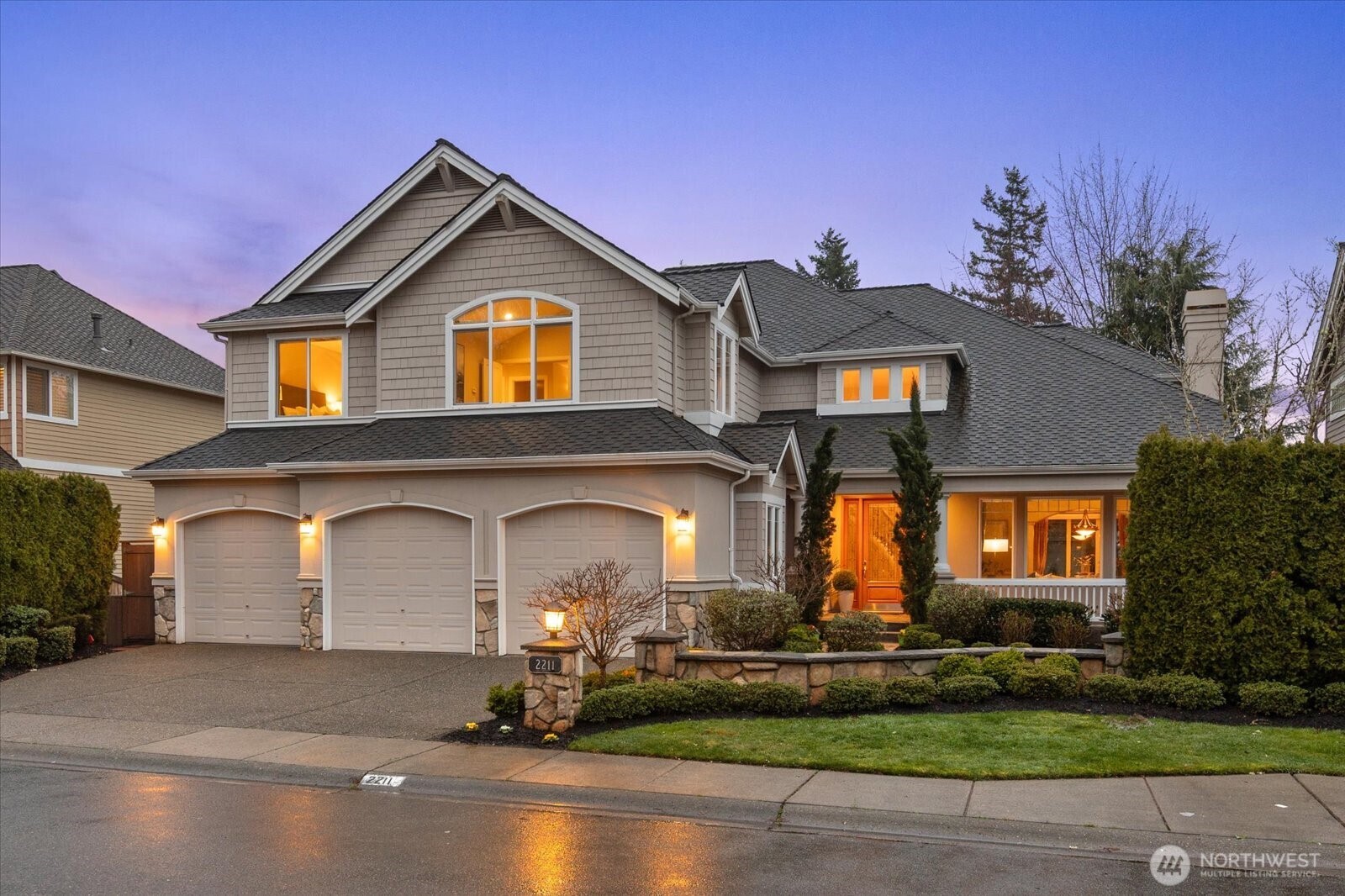 Photo 1 of Mansion for sale at 2211 204th Place Ne, Sammamish, WA 98074 | MLS# NWM2534111 | Listing updated on 2026-09-24