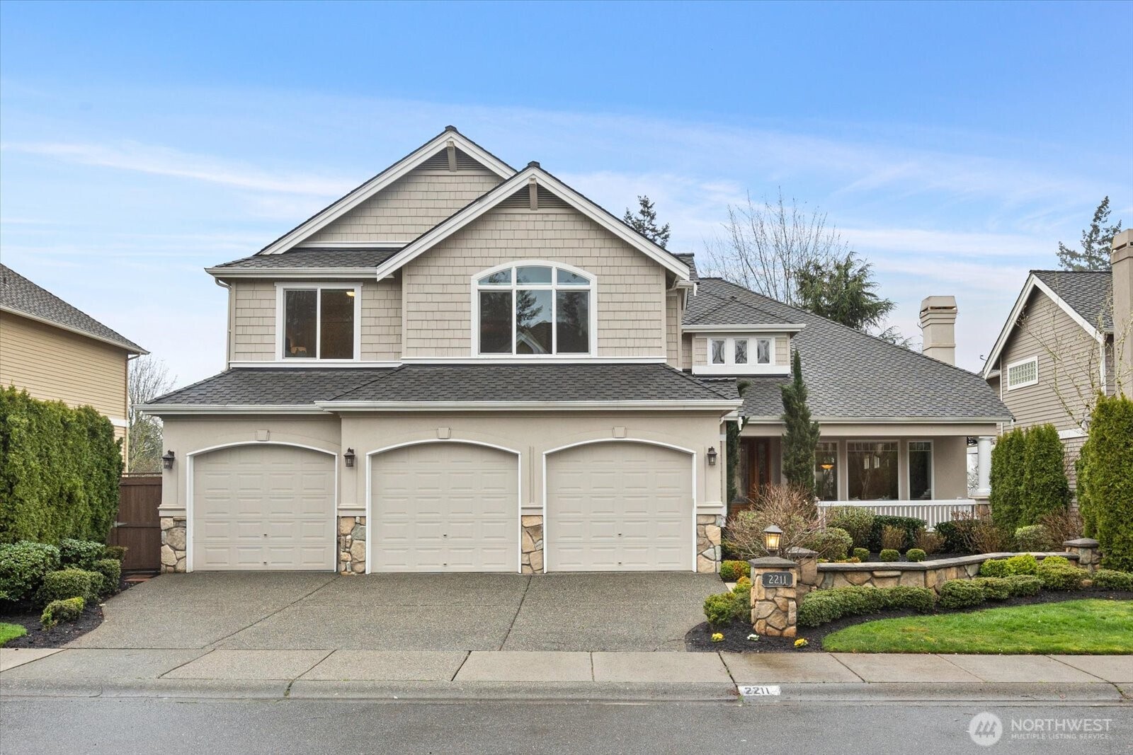 Photo 3 of Mansion for sale at 2211 204th Place Ne, Sammamish, WA 98074 | MLS# NWM2534111 | Listing updated on 2026-09-24