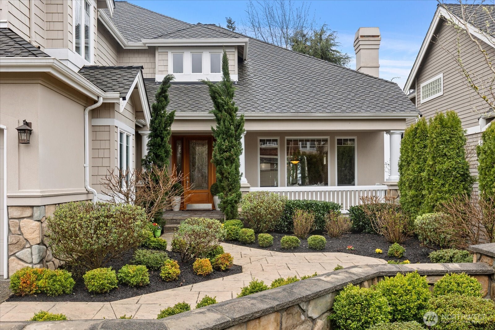 Photo 3 of Single family home for sale at 2211 204th Place NE, Sammamish, WA 98074 | MLS# NWM2534111 | Listing updated on 2026-09-24