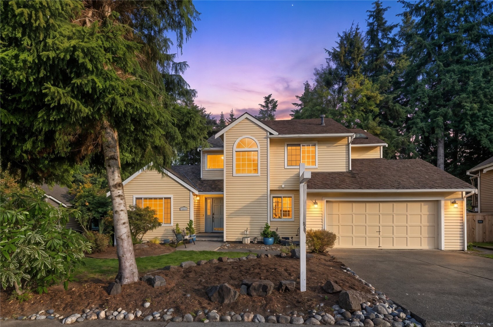 Single family home for sale at 14009 Cascade Dr SE, Snohomish, WA 98296 | MLS# NWM2538590