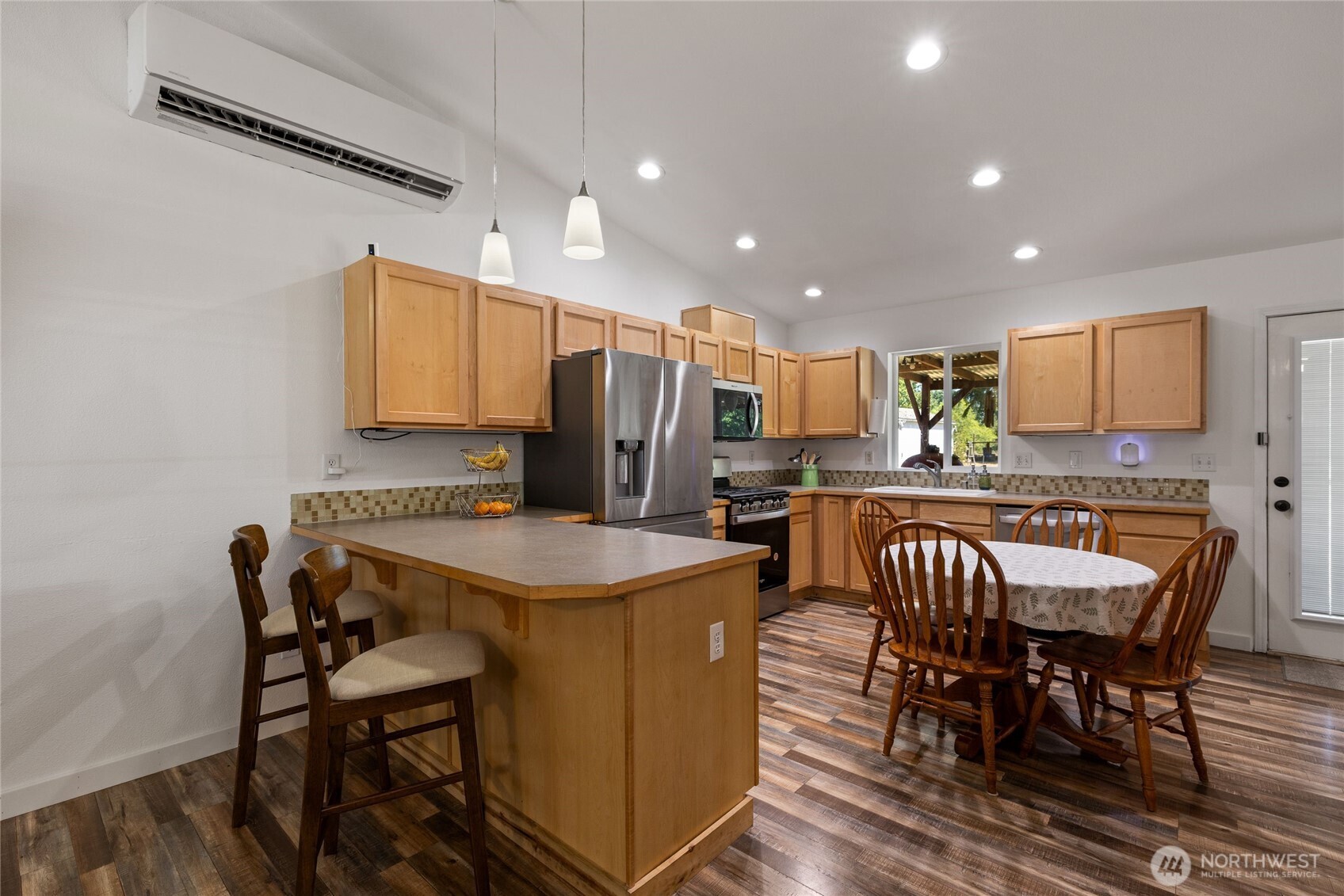Photo 4 of Single family home for sale at 6503 173rd Avenue SW, Longbranch, WA 98351 | MLS# NWM2543282 | Listing updated on 2026-09-21
