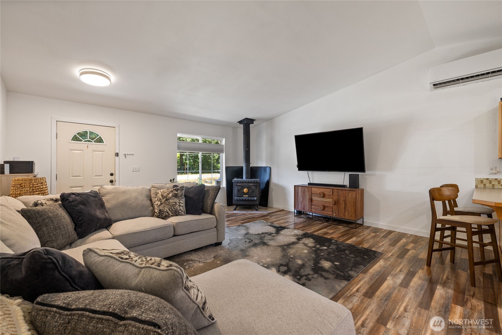 Photo 2 of Single family home for sale at 6503 173rd Avenue Sw, Longbranch, WA 98351 | MLS# NWM2543282 | Listing updated on 2026-09-21