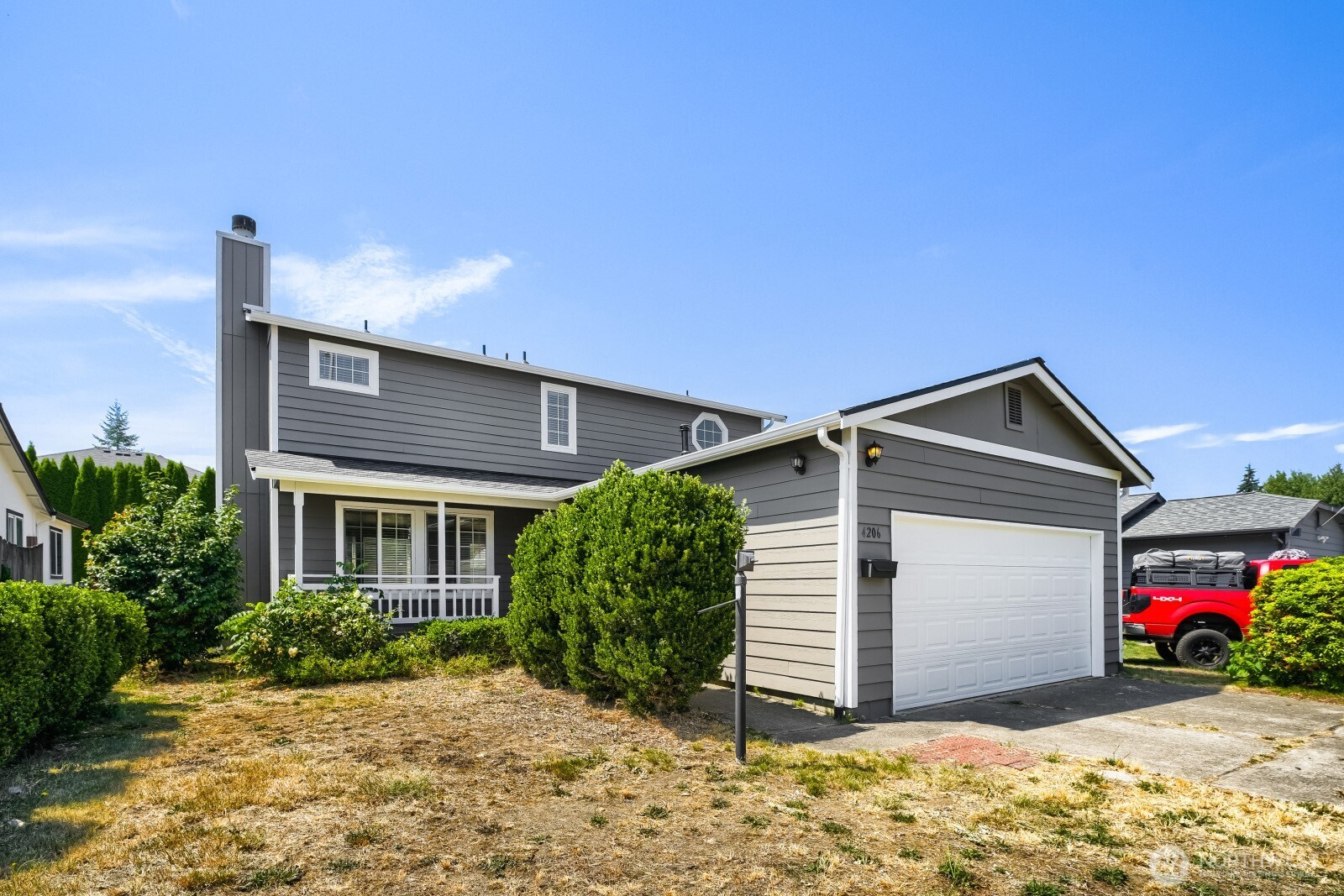 Photo 2 of Sale Pending at 4206 N Pearl St, Tacoma, WA 98407 | MLS# NWM2549942 | Listing updated on 2026-09-21