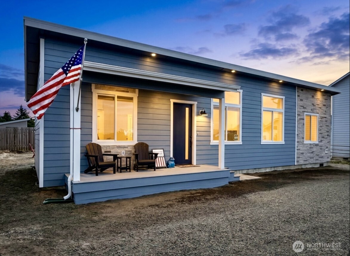 Single family home for sale at 475 Sportsmens St SW, Ocean Shores, WA 98569 | MLS# NWM2558999